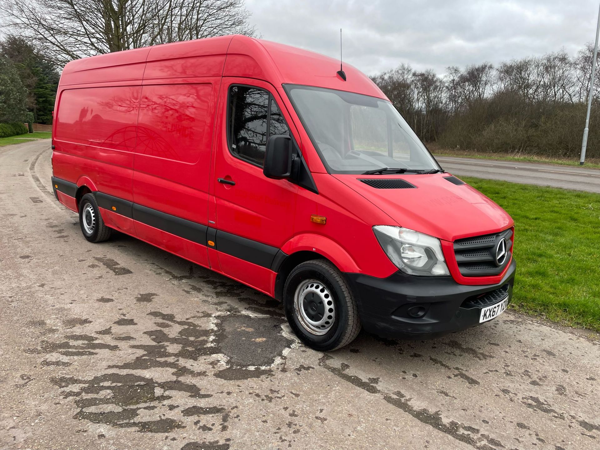 2017/67 REG MERCEDES-BENZ SPRINTER 314 CDI RED PANEL VAN *NO VAT*