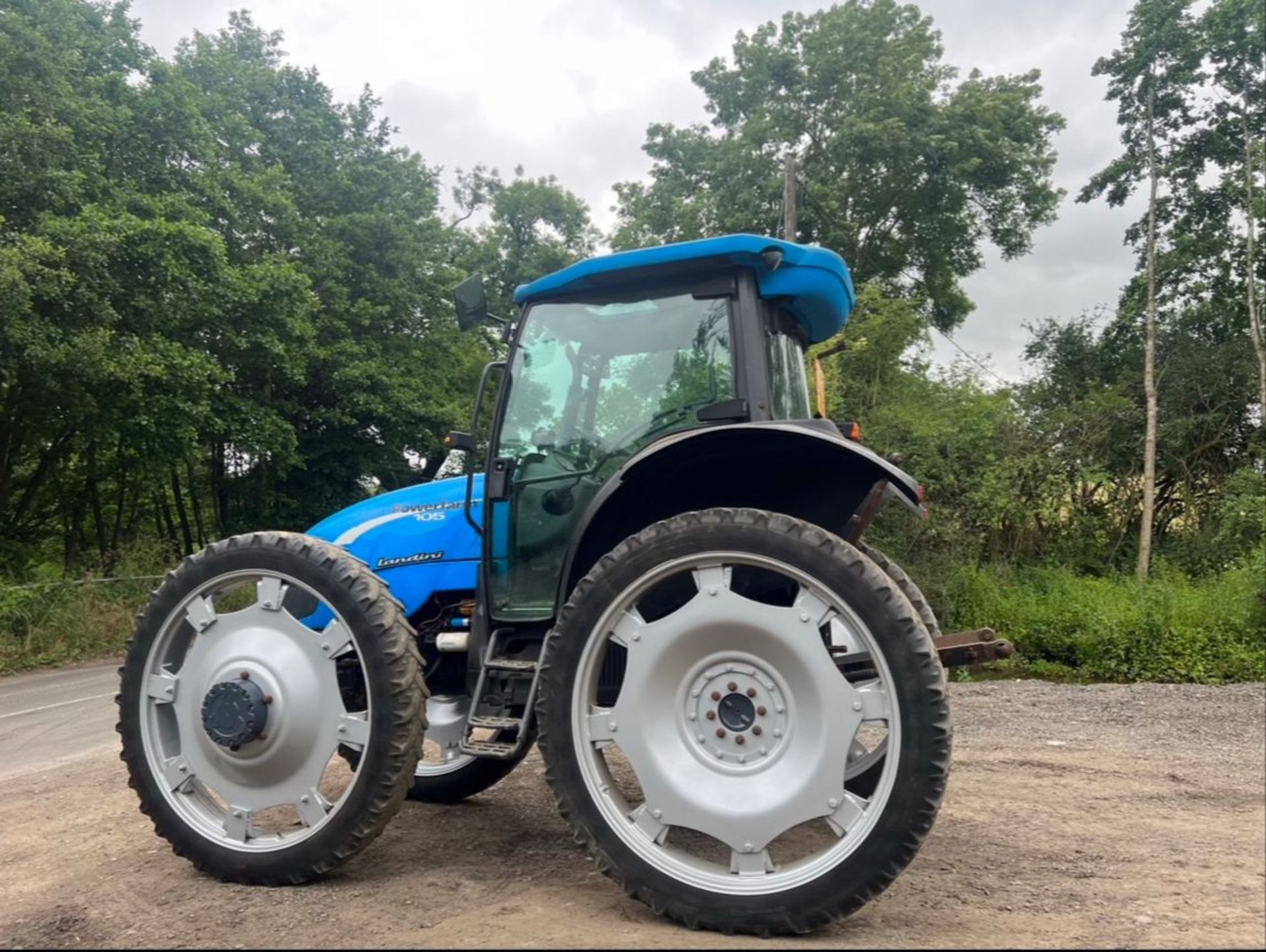 LANDINI POWERFARM 105 TRACTOR 100HP *PLUS VAT* - Image 14 of 19