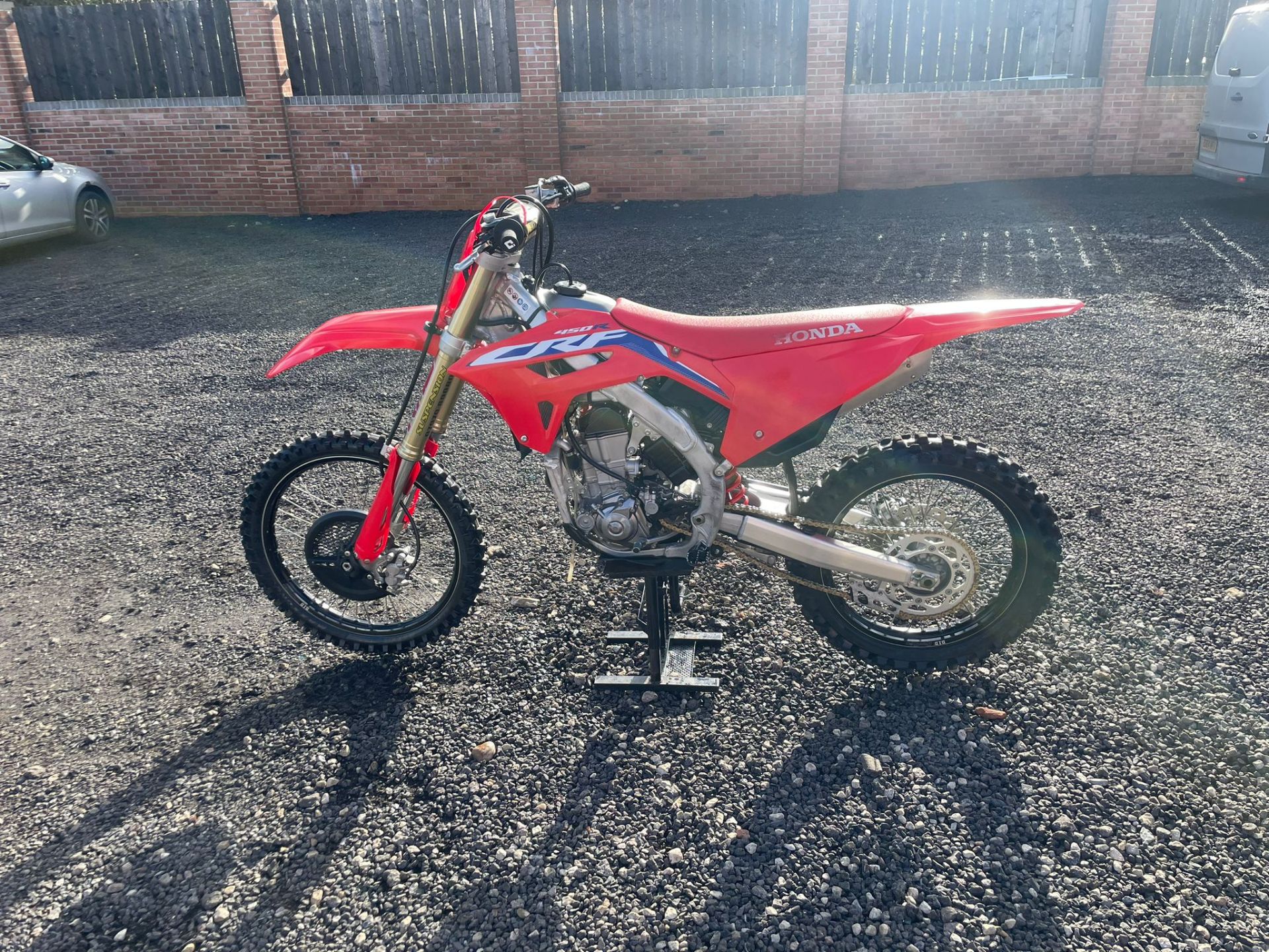 2022 CRF 450 MOTORBIKE, RUNS AND DRIVES, COMES WITH ALL PAPERWORK *NO VAT* - Image 5 of 9