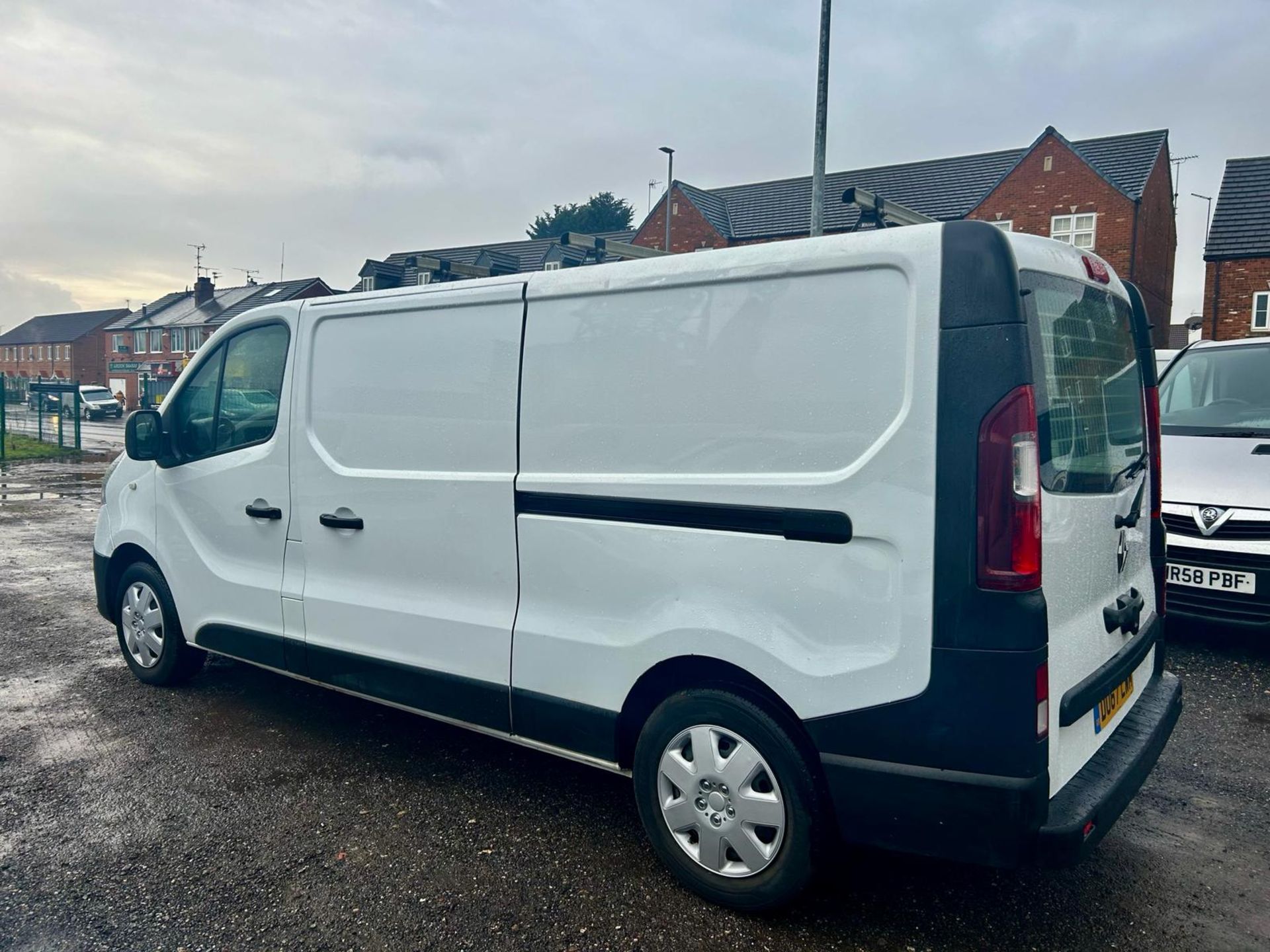 2017 RENAULT TRAFIC LL29 BUSINESS ENERGYDCI WHITE PANEL VAN *NO VAT* - Image 5 of 20