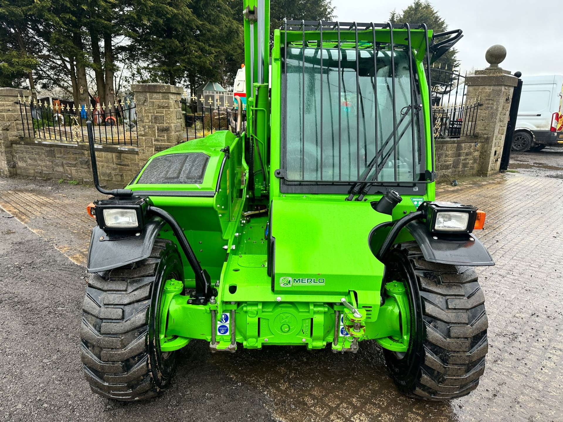 DS - 2022 MERLO P27.6 PLUS 4WD 2.7 TON COMPACT TELESCOPIC TELEHANDLER ...