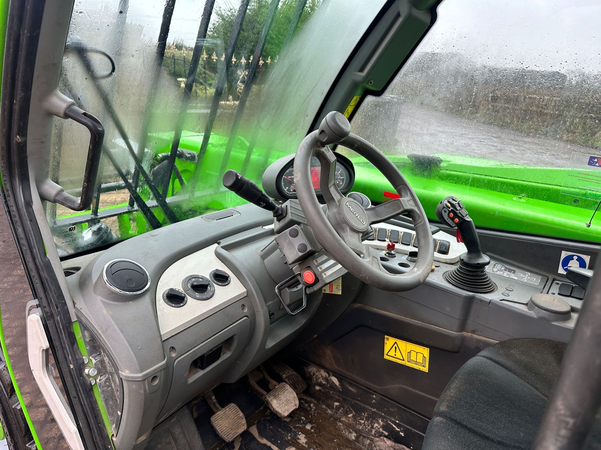 2022 MERLO P27.6 PLUS 4WD 2.7 TON COMPACT TELESCOPIC TELEHANDLER *PLUS VAT* - Image 20 of 25