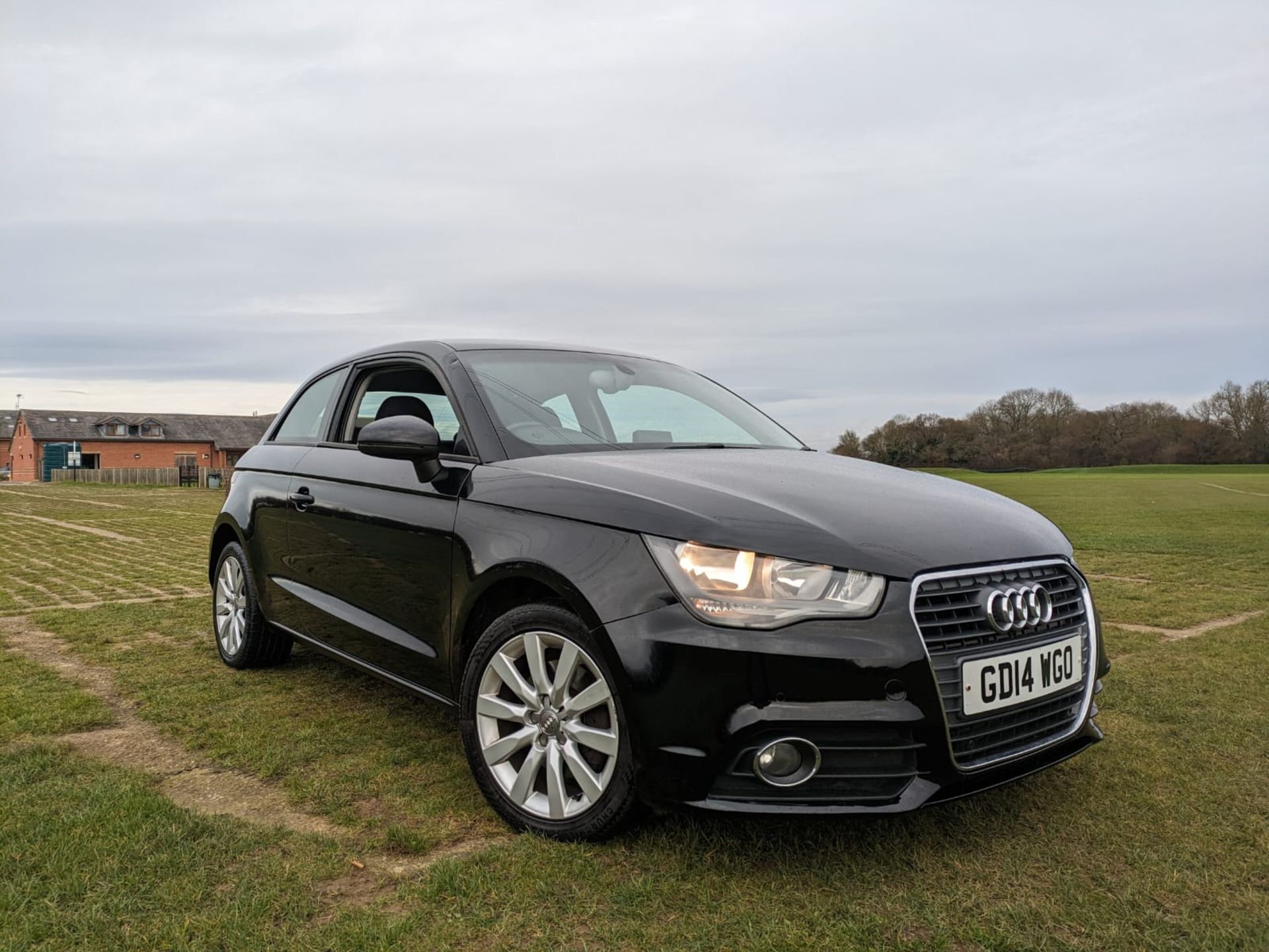 2014 AUDI A1 SPORT TDI BLACK HATCHBACK *NO VAT*