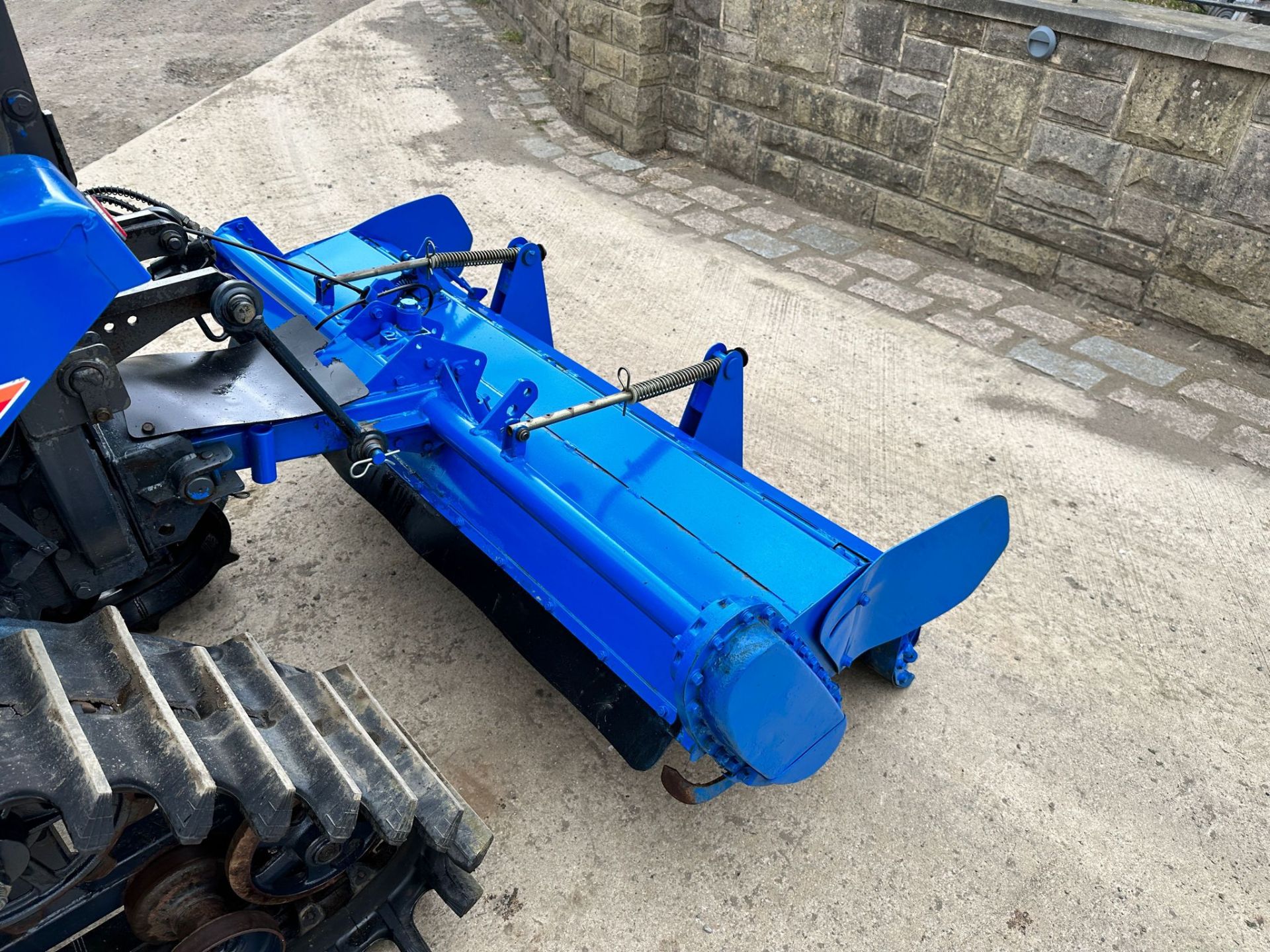 ISEKI PICCORO TPC15 CRAWLER TRACKED TRACTOR WITH ISEKI APR14 ROTAVATOR *PLUS VAT* - Image 21 of 26