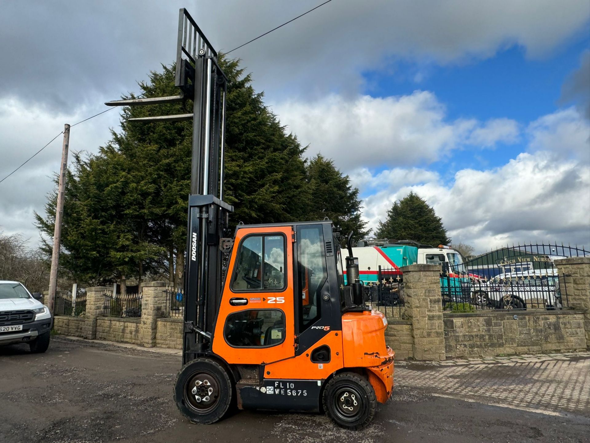 2011 DOOSAN 2.5 TON FORKLIFT *PLUS VAT* - Image 5 of 15