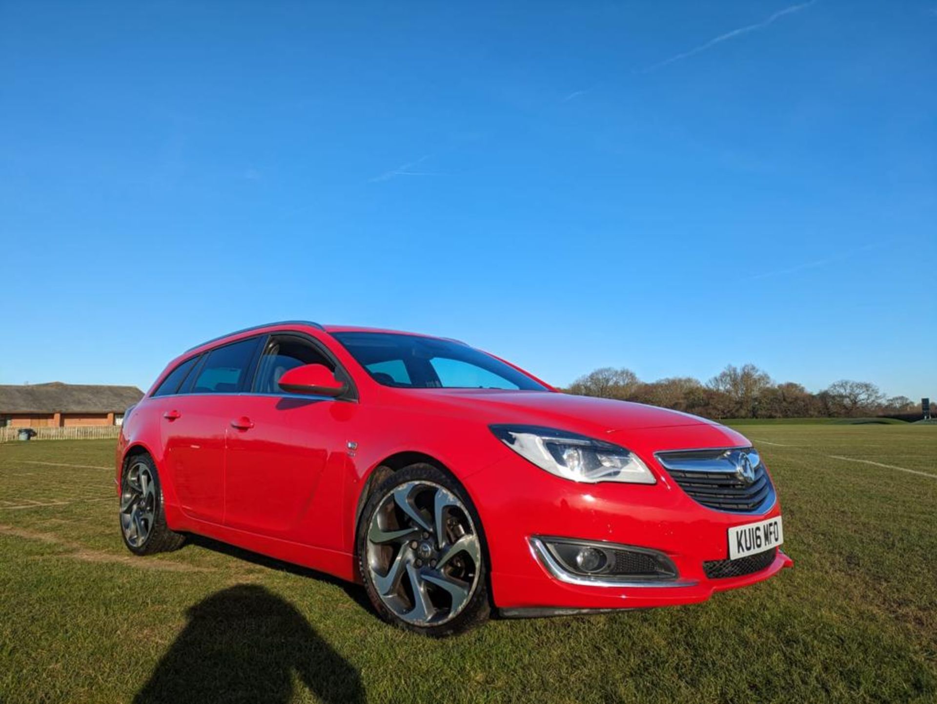 2016 VAUXHALL INSIGNIA SRI NAV VXLNE CDTI SS RED ESTATE *NO VAT* - Image 2 of 33