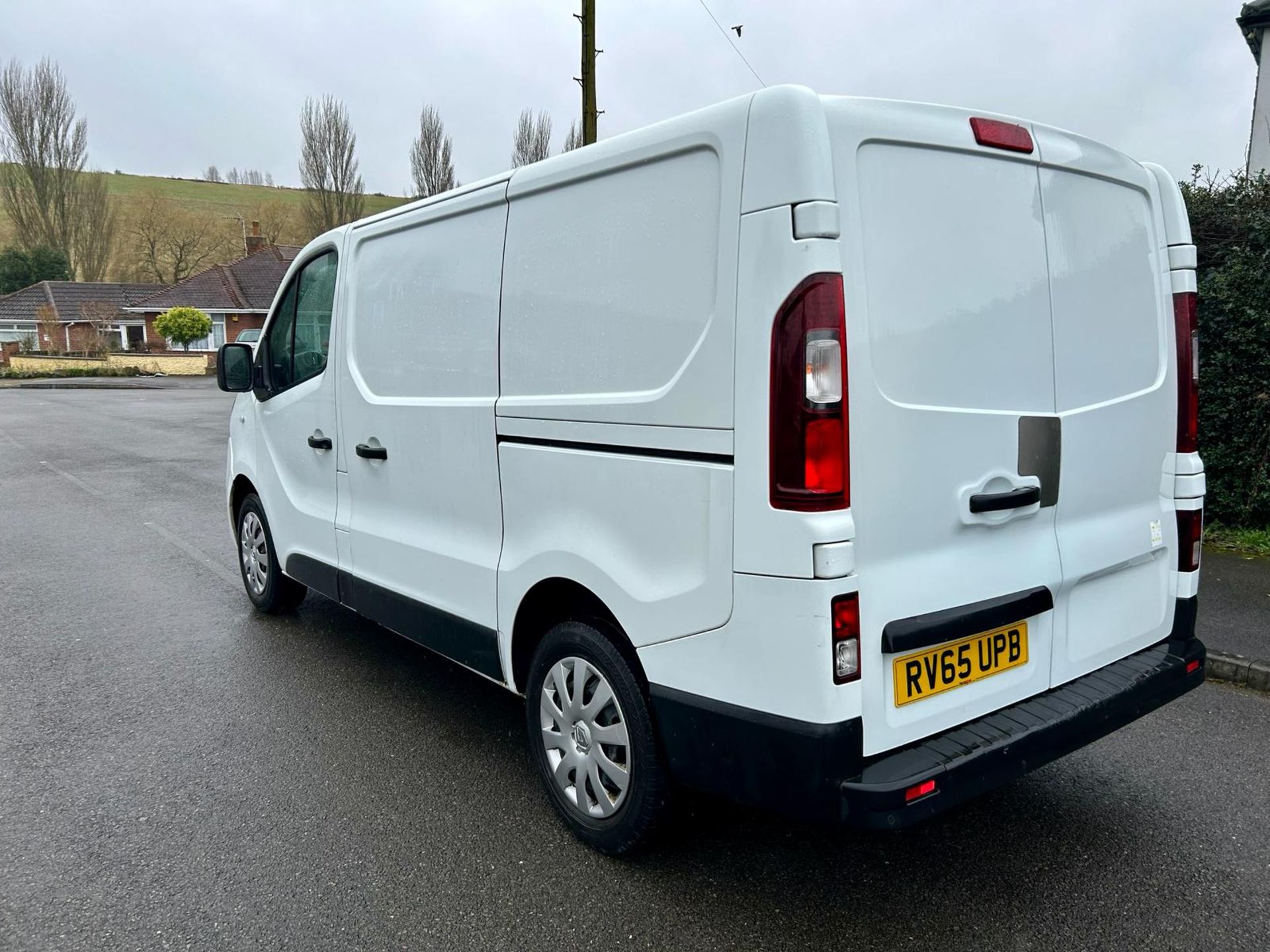 2015 RENAULT TRAFIC SL27 BUSINESS + DCI WHITE PANEL VAN *NO VAT* - Image 4 of 16