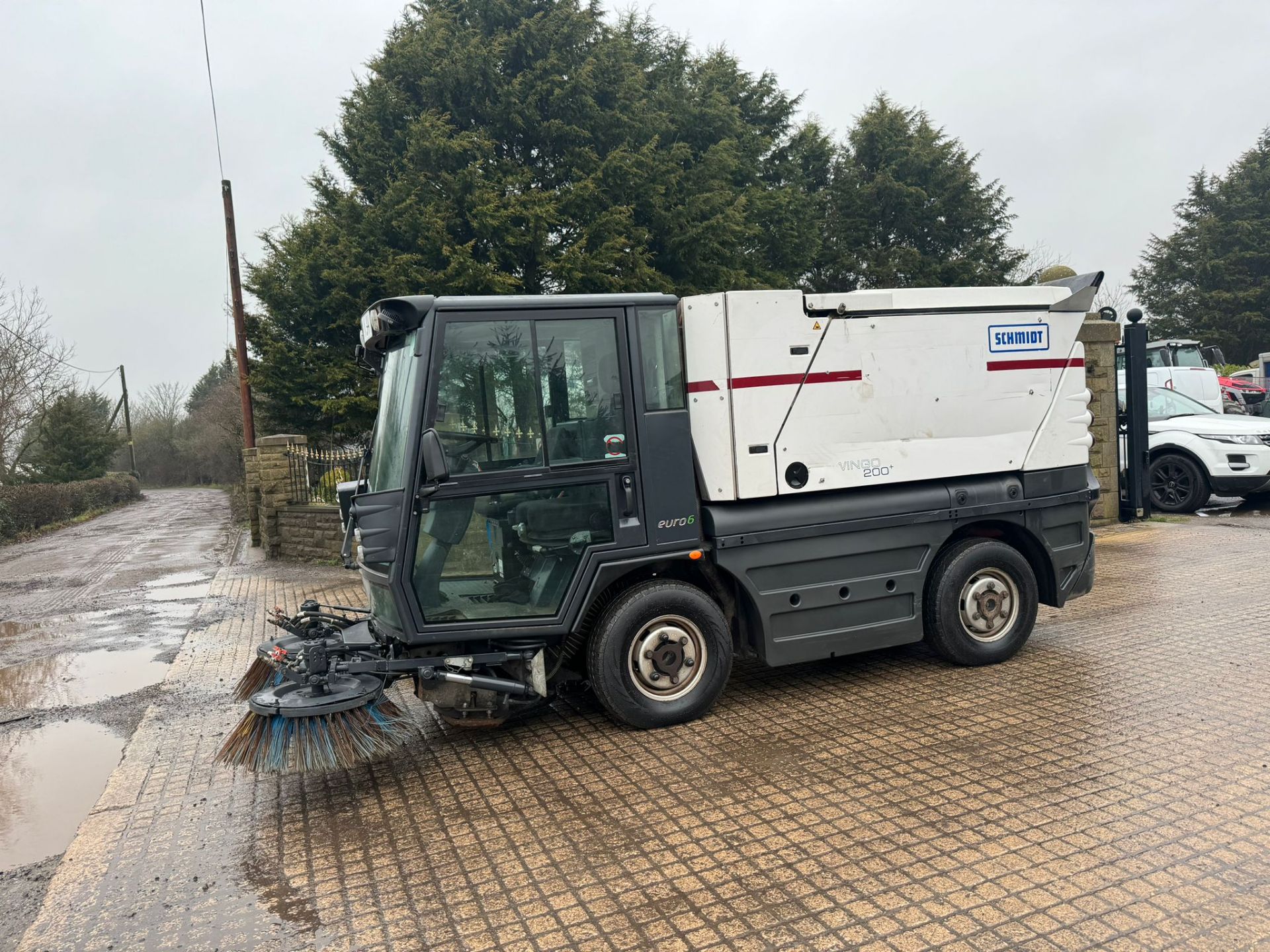 2015/65 SCHMIDT SWINGO 200+ ROAD SWEEPER *PLUS VAT* - Image 11 of 18