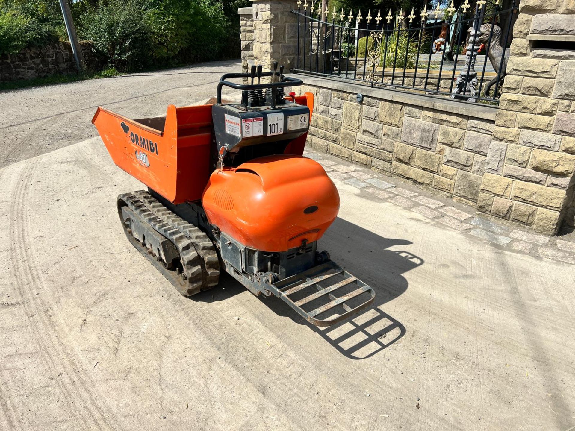 Cormidi C10.80RI 800KG Diesel Pedestrian Tracked Dumper *PLUS VAT* - Image 4 of 16