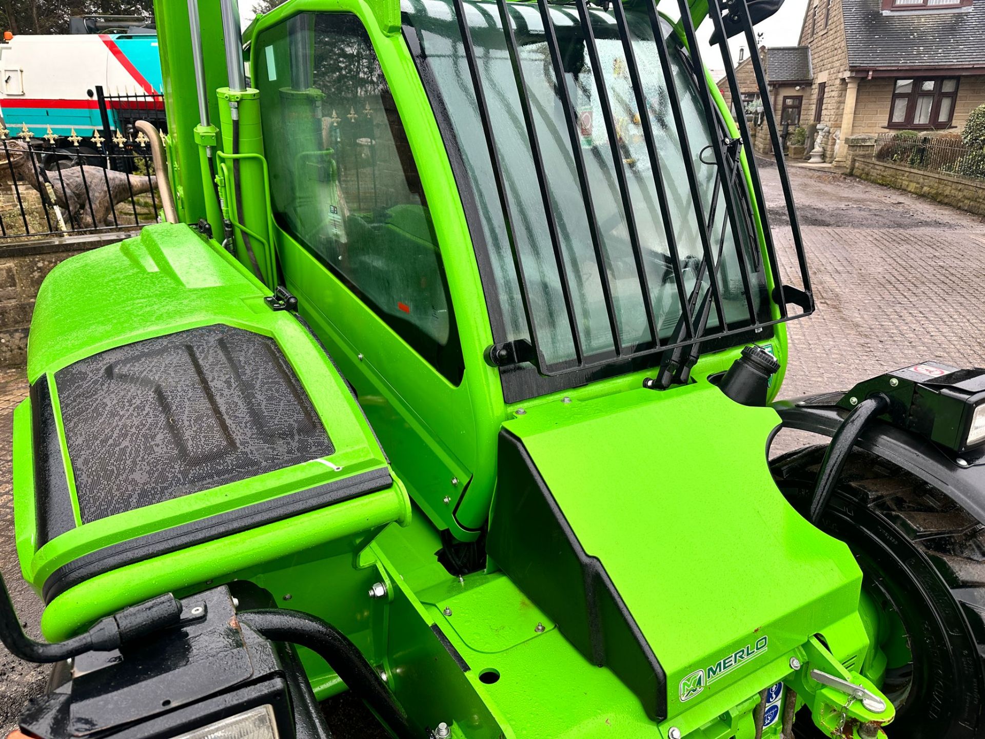 2022 MERLO P27.6 PLUS 4WD 2.7 TON COMPACT TELESCOPIC TELEHANDLER *PLUS VAT* - Image 13 of 25