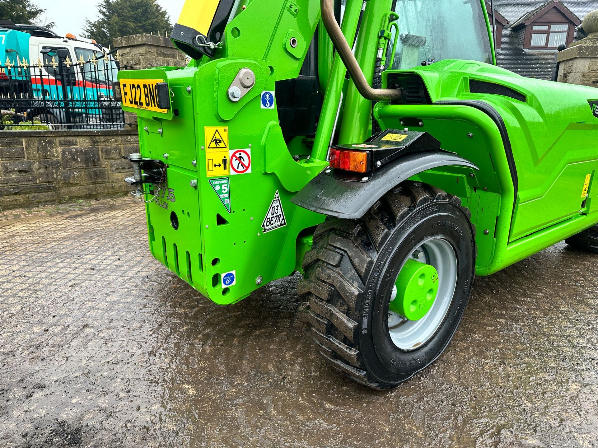 2022 MERLO P27.6 PLUS 4WD 2.7 TON COMPACT TELESCOPIC TELEHANDLER *PLUS VAT* - Image 7 of 25