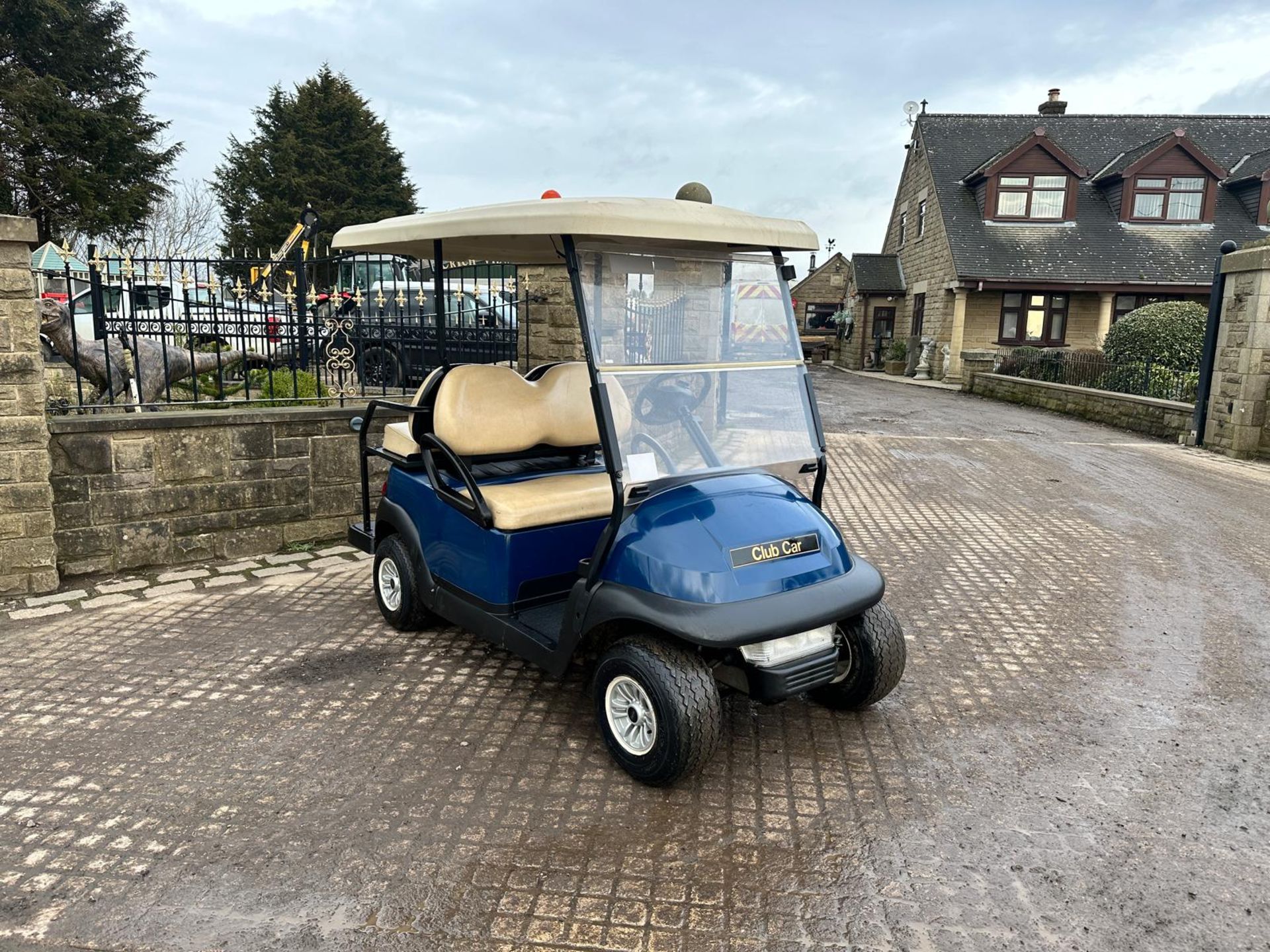 2016 CLUB CAR ELECTRIC GOLF BUGGY 4 SEATER *PLUS VAT*