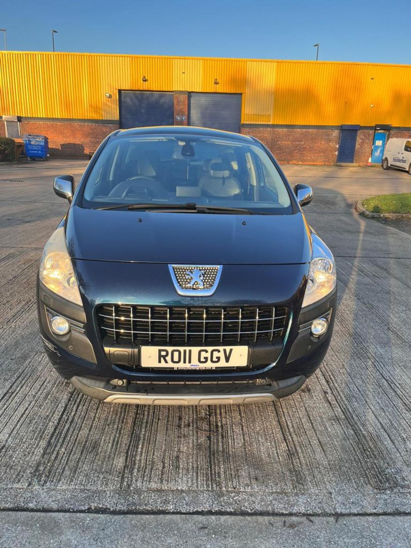 2011 PEUGEOT 3008 EXCLUSIVE HDI S-A BLUE SUV ESTATE *NO VAT* - Image 2 of 18