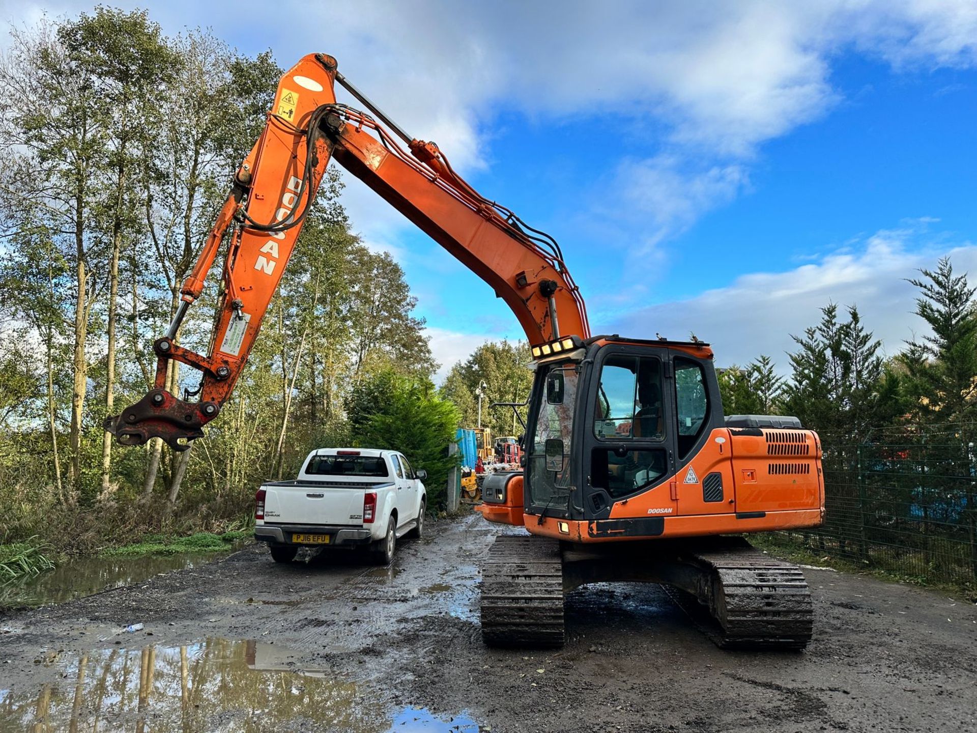 2014 DOOSAN DX140LC-3 EXCAVATOR *PLUS VAT* - Image 3 of 22