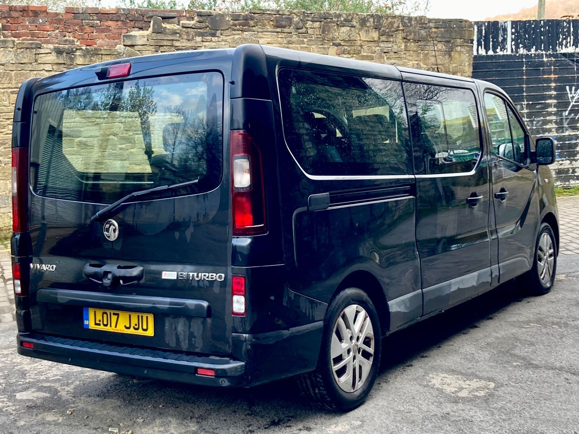 2017 VAUXHALL VIVARO 2900 COMBI CDTI BT S/S BLACK VAN DERIVED CAR *NO VAT* - Image 8 of 12