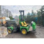 JOHN DEERE PRO GATOR WITH TOP DRESSER *PLUS VAT*