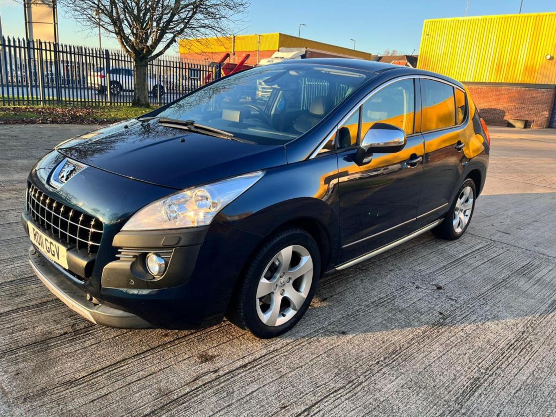 2011 PEUGEOT 3008 EXCLUSIVE HDI S-A BLUE SUV ESTATE *NO VAT* - Image 3 of 18