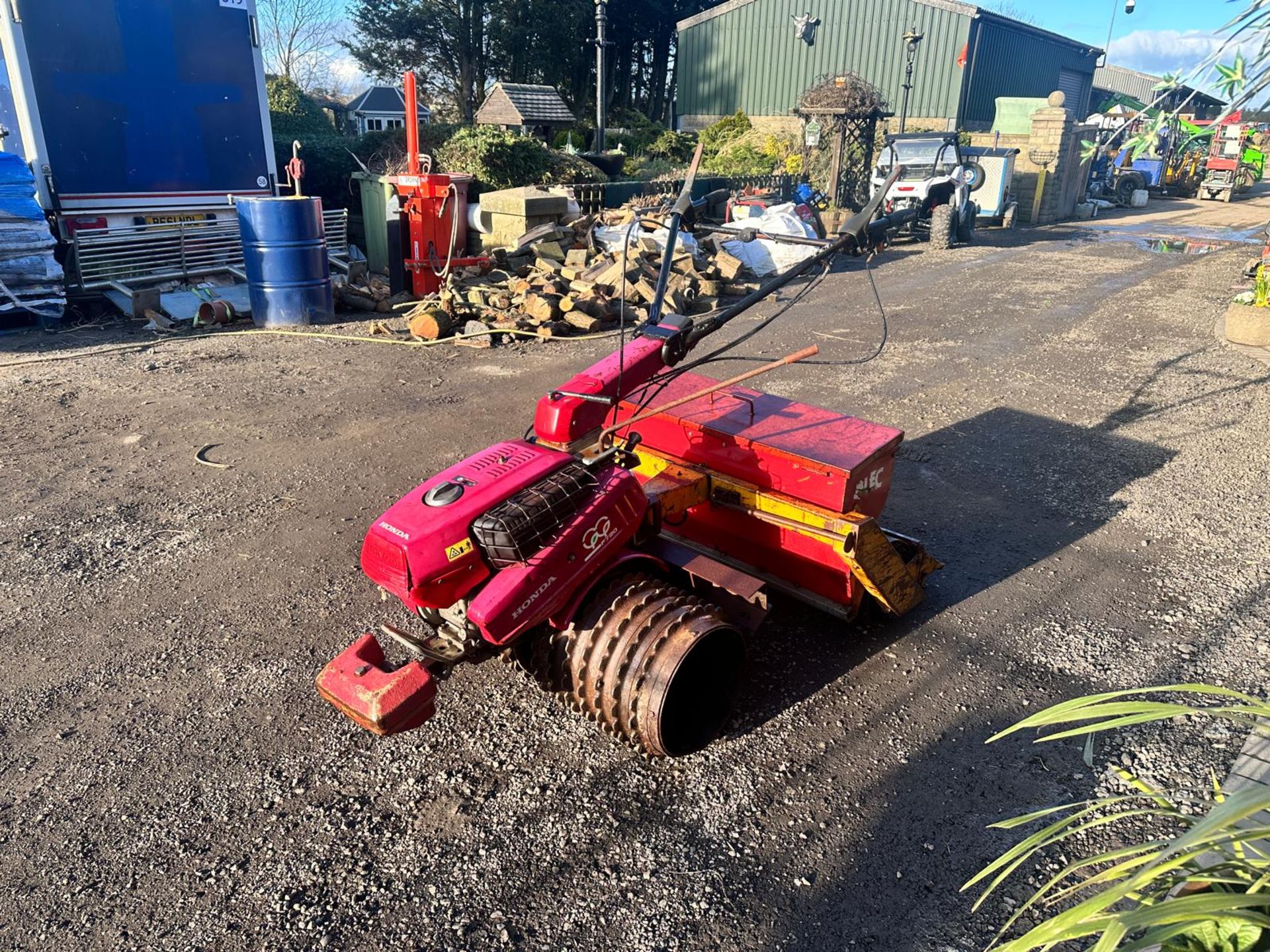 HONDA F720 MULTI TOOL WITH BLEC SEEDER ATTACHMENT *PLUS VAT*