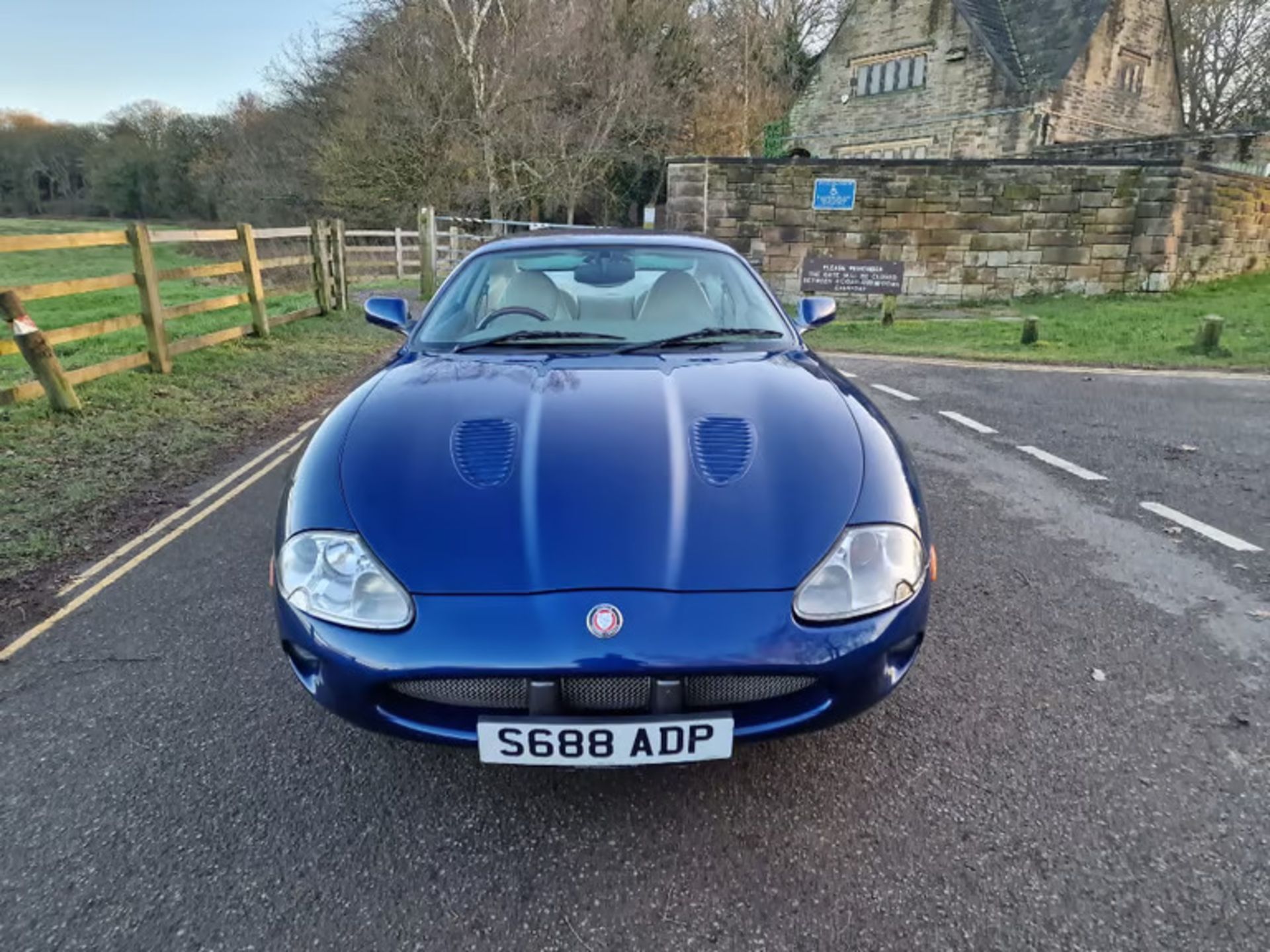 1998 JAGUAR XKR AUTO BLUE CAR *NO VAT* - Image 2 of 8