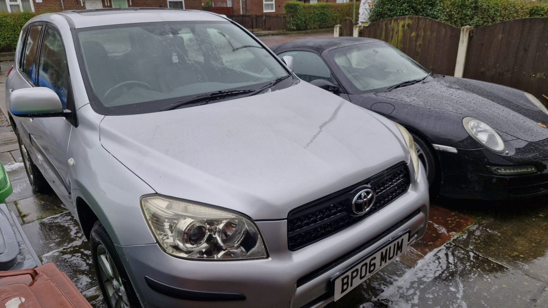 2006/06 REG TOYOTA RAV XT4 AUTOMATIC 64k LOW MILEAGE PREVIOUS LADY OWNER *NO VAT*