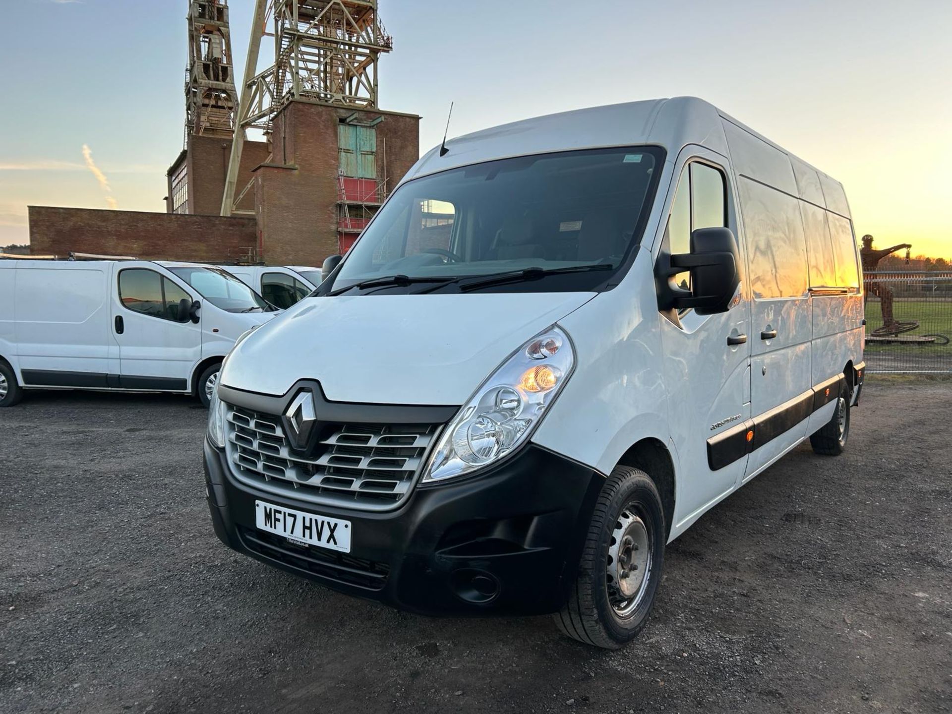 2017 RENAULT MASTER LM35 BUSINESS ENERGYDCI WHITE PANEL VAN *NO VAT* - Image 2 of 15