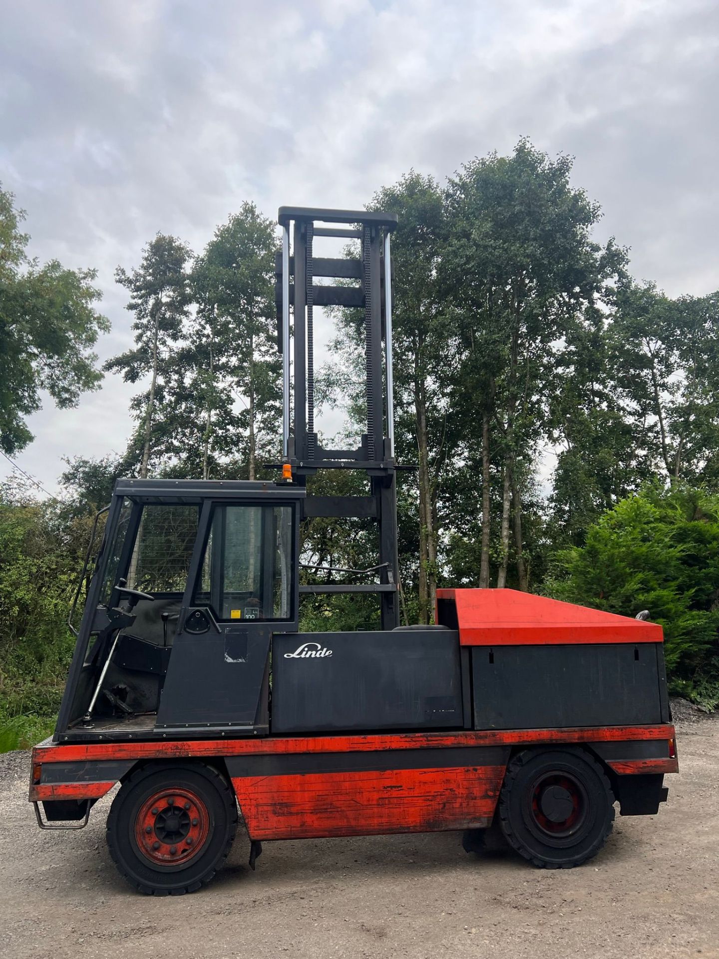 LINDI S40 SIDE LOADER FORKLIFT *PLUS VAT* - Image 10 of 14