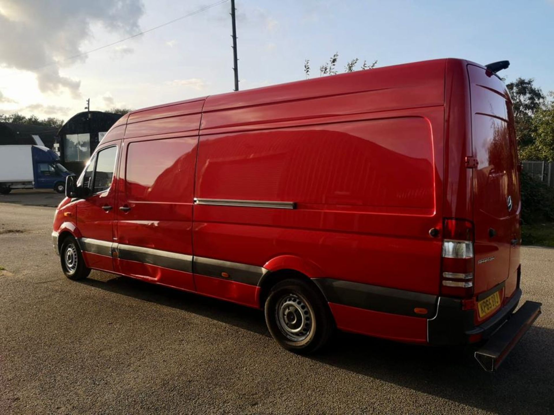 2015 MERCEDES-BENZ SPRINTER 310 CDI RED PANEL VAN *NO VAT* - Image 5 of 13