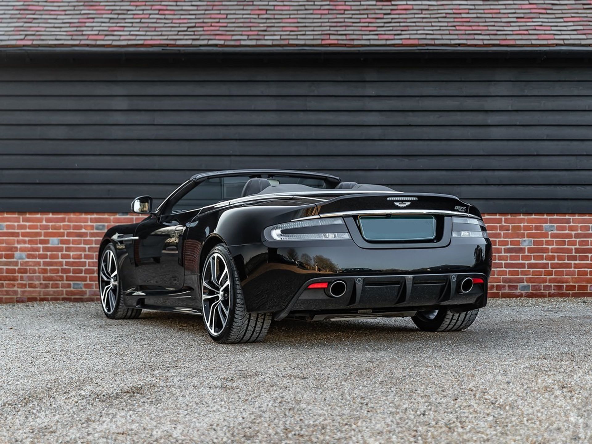 2010/10 REG ASTON MARTIN DBS VOLANTE V12 6.0L BLACK CONVERTIBLE *NO VAT* - Image 5 of 9