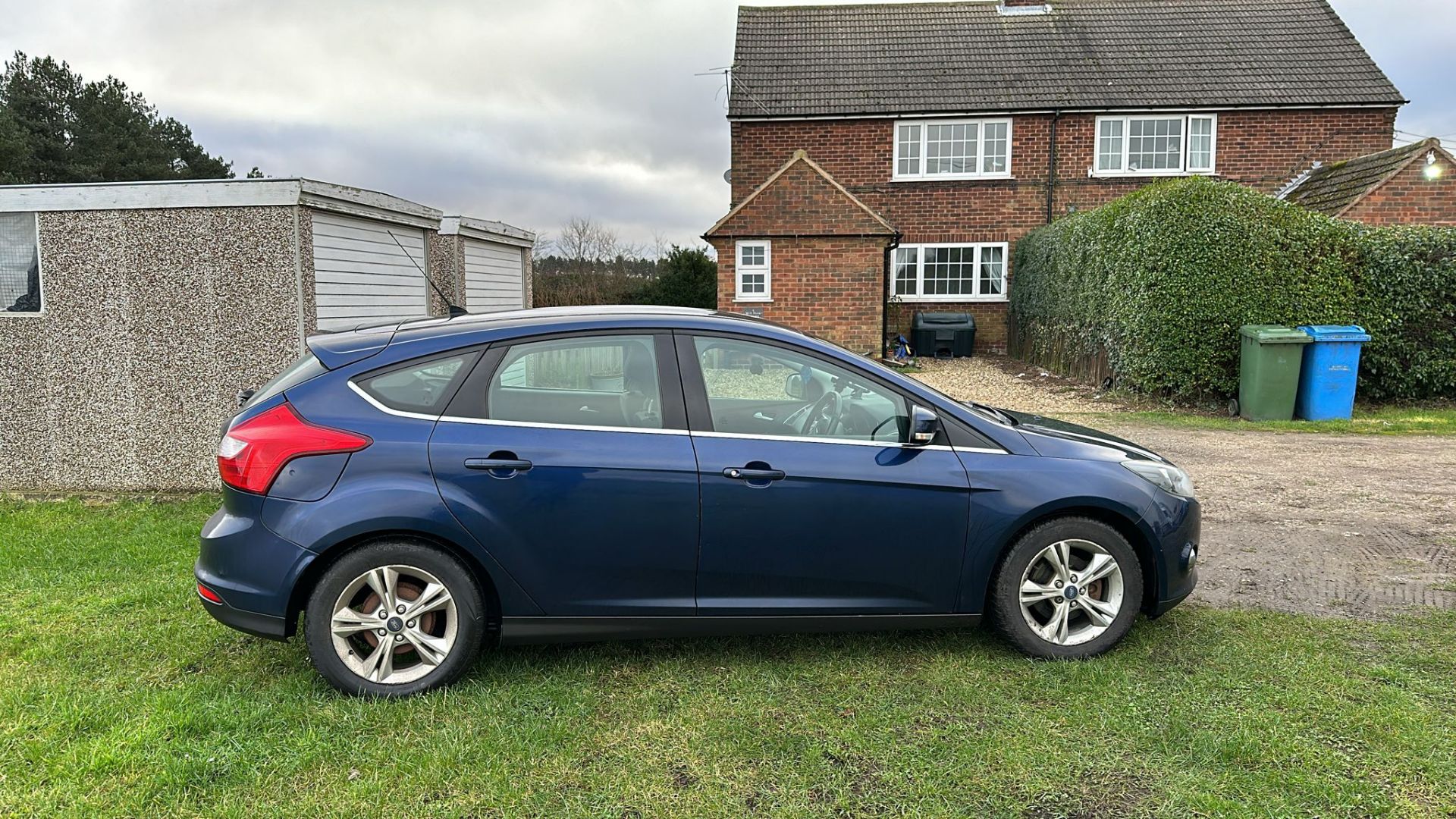 2012 FORD FOCUS ZETEC TDCI BLUE HATCHBACK *NO VAT* - Image 8 of 14