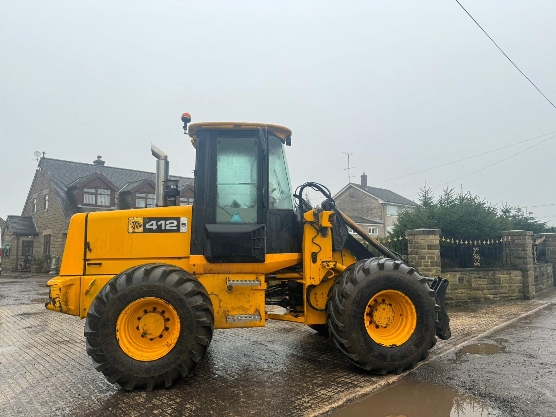 JCB 412S LOADING SHOVEL *PLUS VAT* - Image 12 of 17