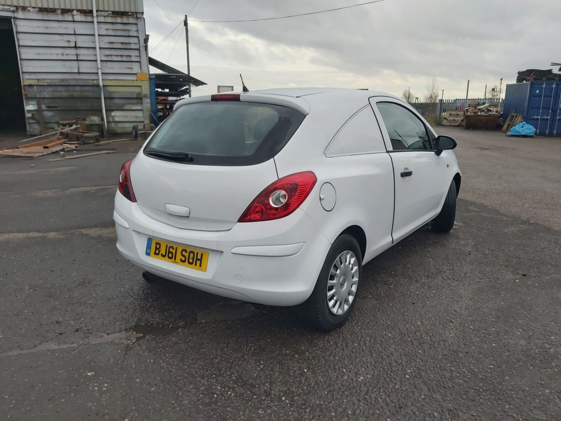 2011 VAUXHALL CORSA CDTI ECOFLEX WHITE CAR DERIVED VAN *NO VAT* - Image 9 of 15