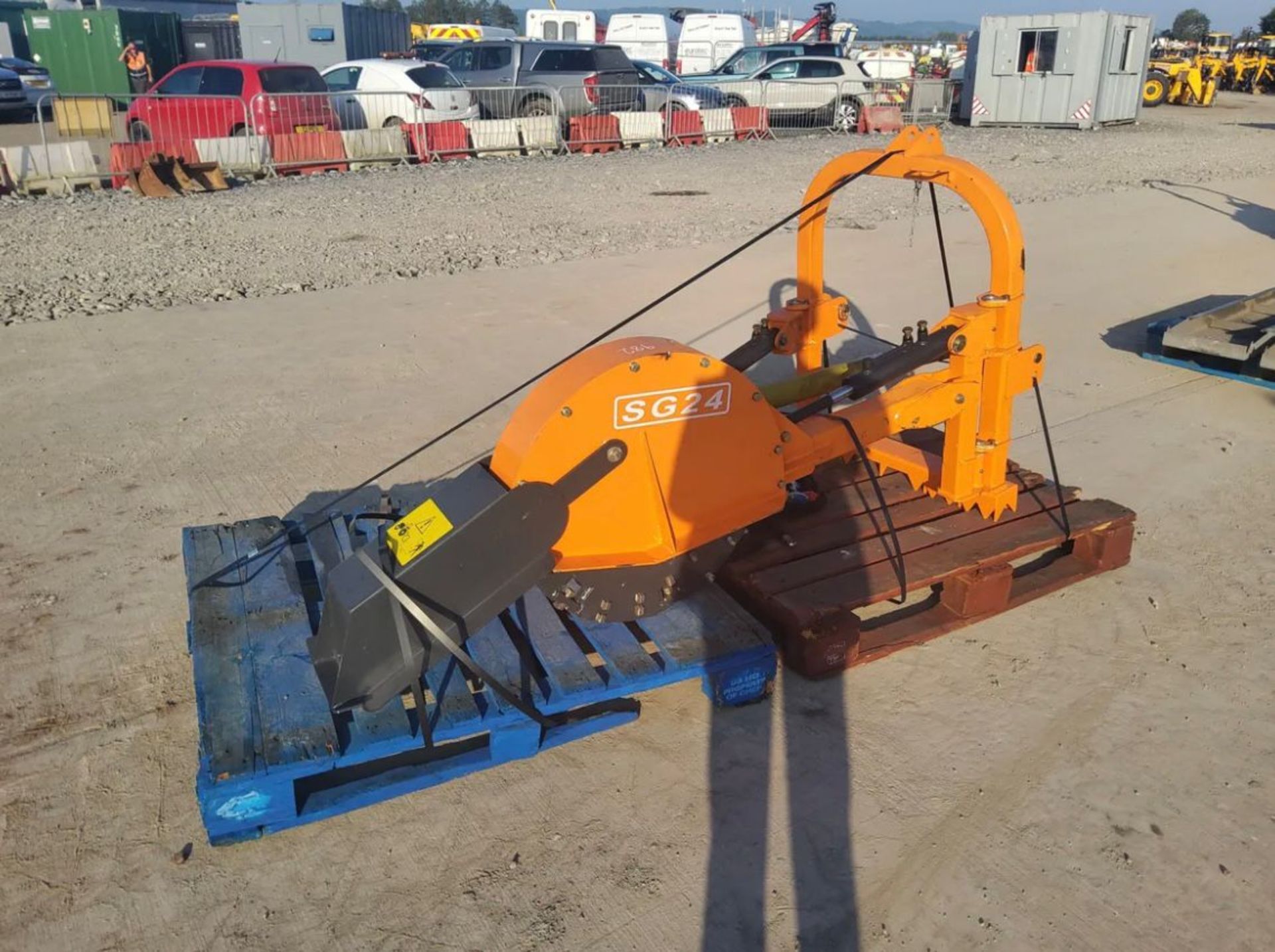 NEW/UNUSED HARDLIFE SG24 24î PTO DRIVEN STUMP GRINDER *PLUS VAT* - Image 2 of 6