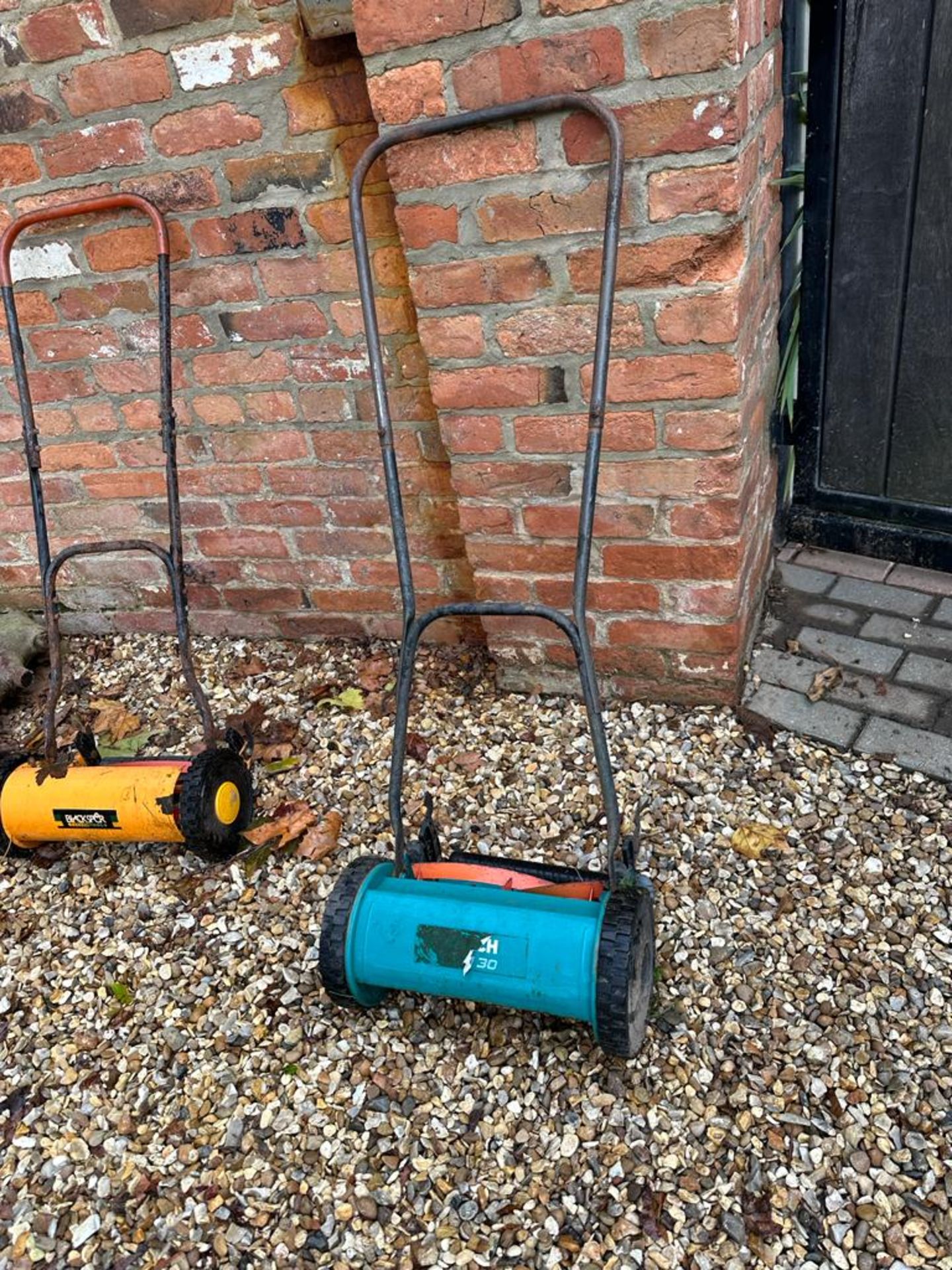 2 x Hand Mowers *NO VAT*