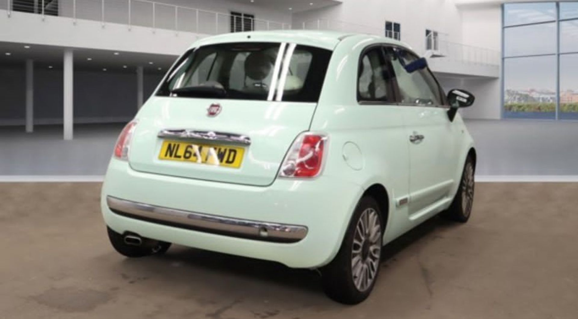 2014 FIAT 500 LOUNGE GREEN HATCHBACK *NO VAT* - Image 3 of 5