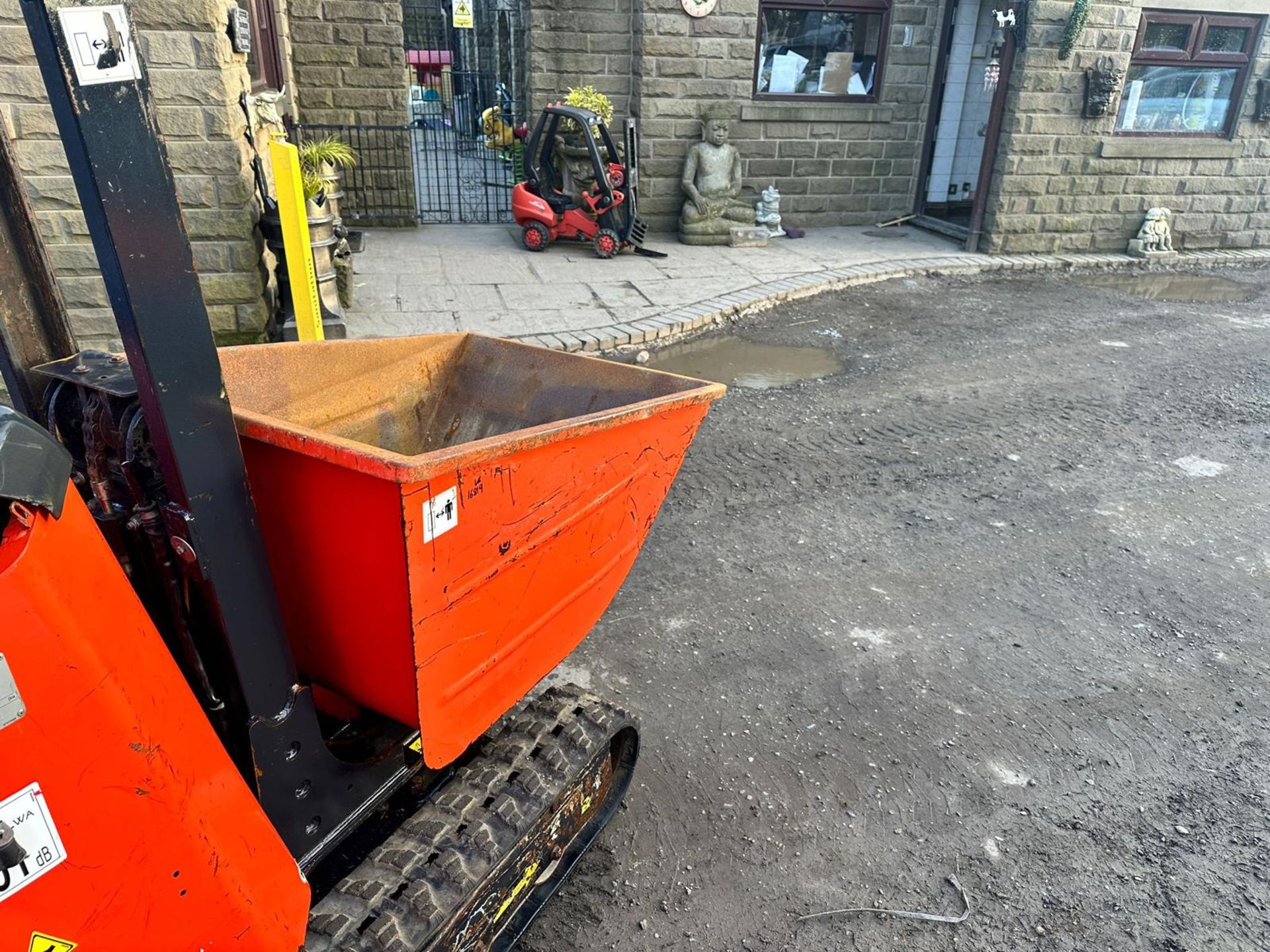 Kubota KC70 550KG Diesel High Tip Tracked Dumper *PLUS VAT* - Image 5 of 16