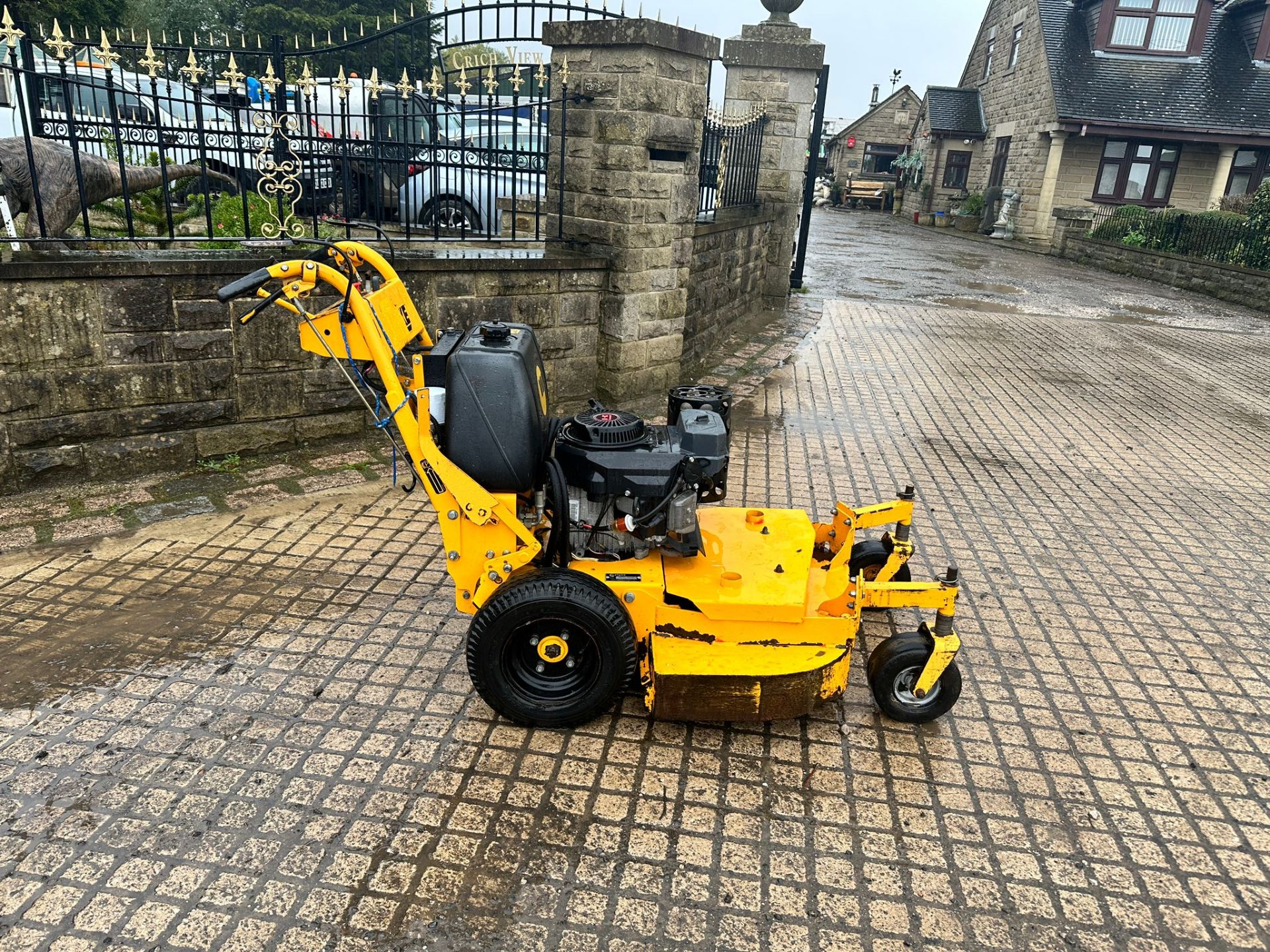 WRIGHT VELKE WVP32 PEDESTRIAN MOWER *PLUS VAT* - Image 4 of 12