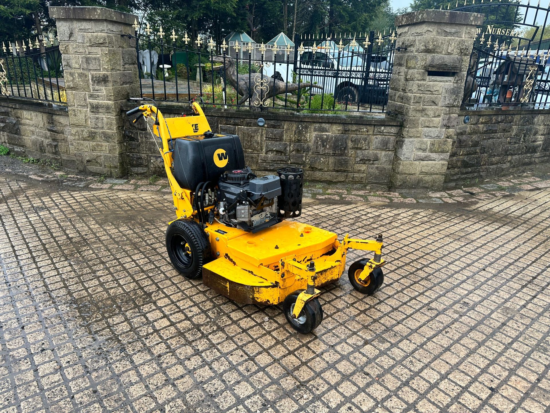 WRIGHT VELKE WVP32 PEDESTRIAN MOWER *PLUS VAT* - Image 3 of 12