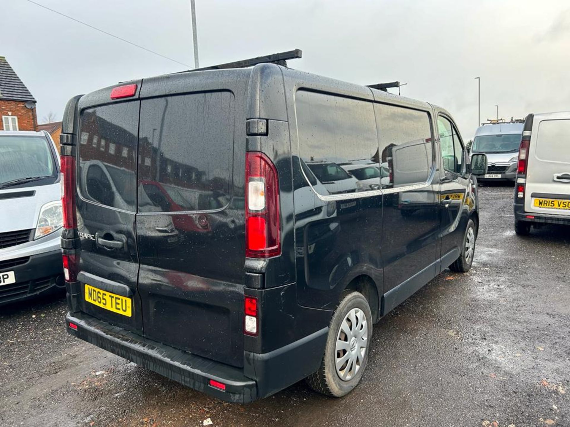 2015/65 REG RENAULT TRAFIC SL27 BUSINESS DCI 1.6 DIESEL BLACK PANEL VAN *NO VAT* - Image 7 of 13