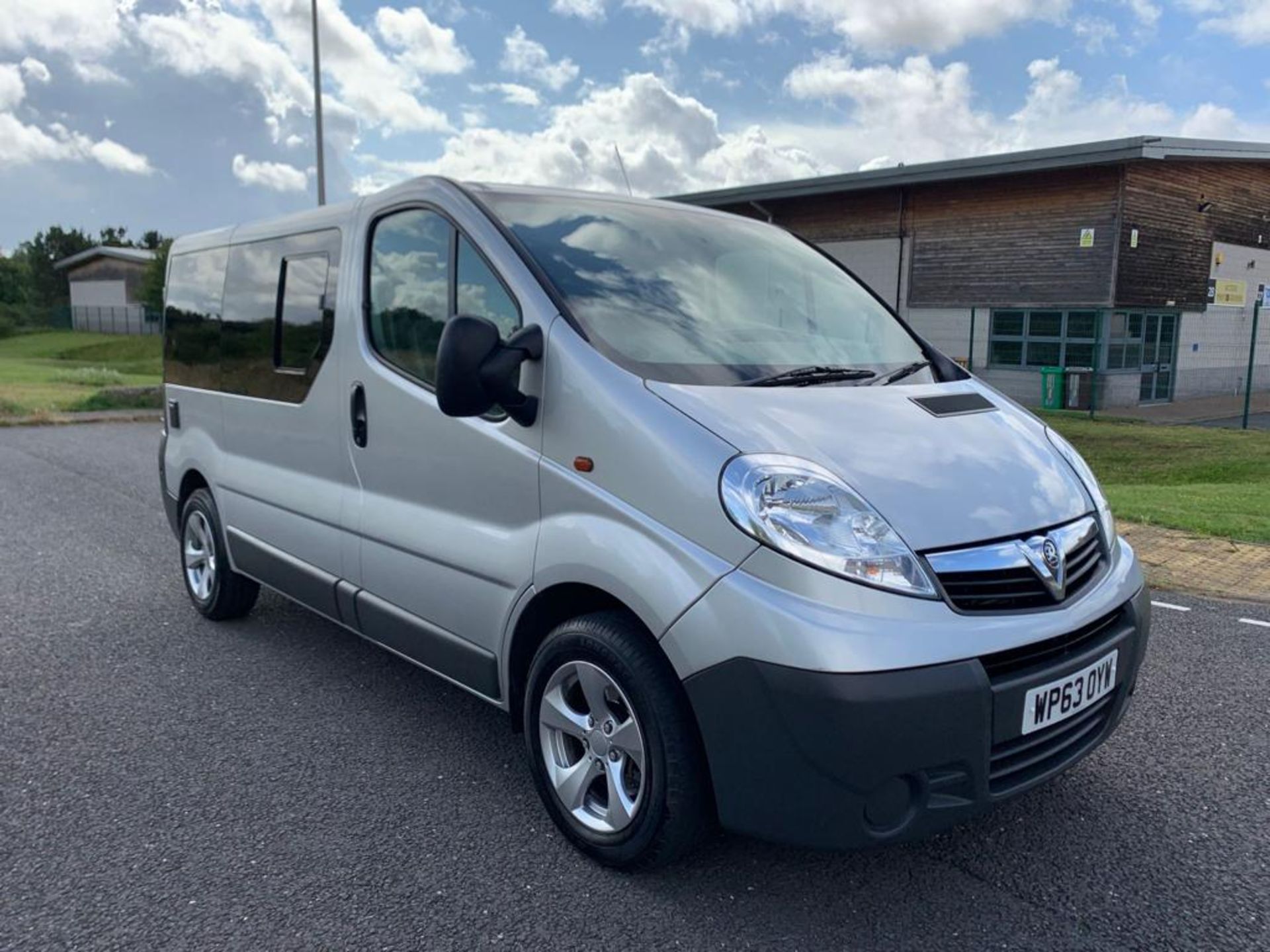 2013/63 REG VAUXHALL VIVARO 2700 CDTI ECOFLEX 89 SWB CAMPERVAN / MOTORHOME, SHOWING 1 FORMER KEEPER