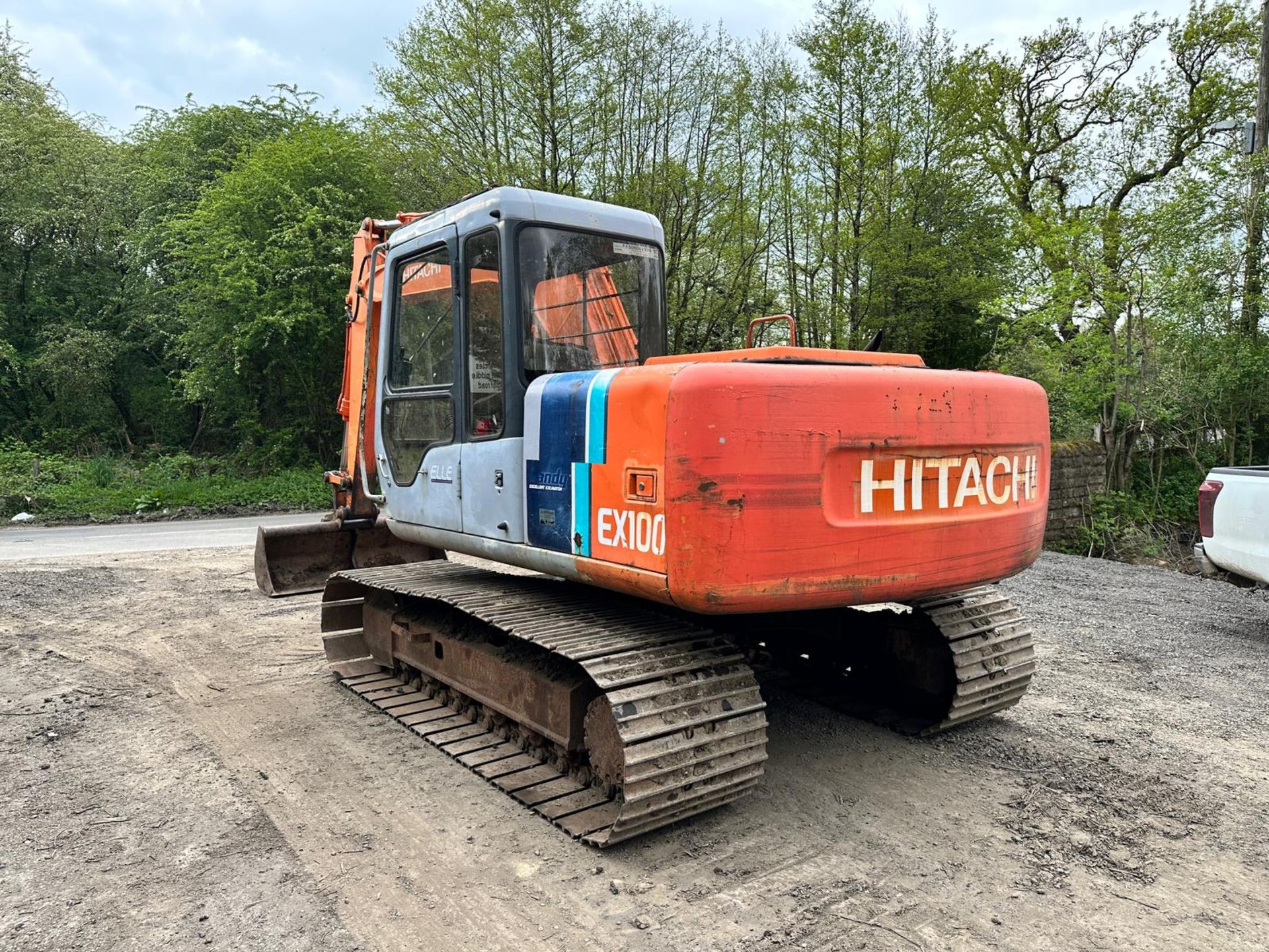 HITACHI EX100-2 EXCAVATOR *PLUS VAT* - Image 4 of 26