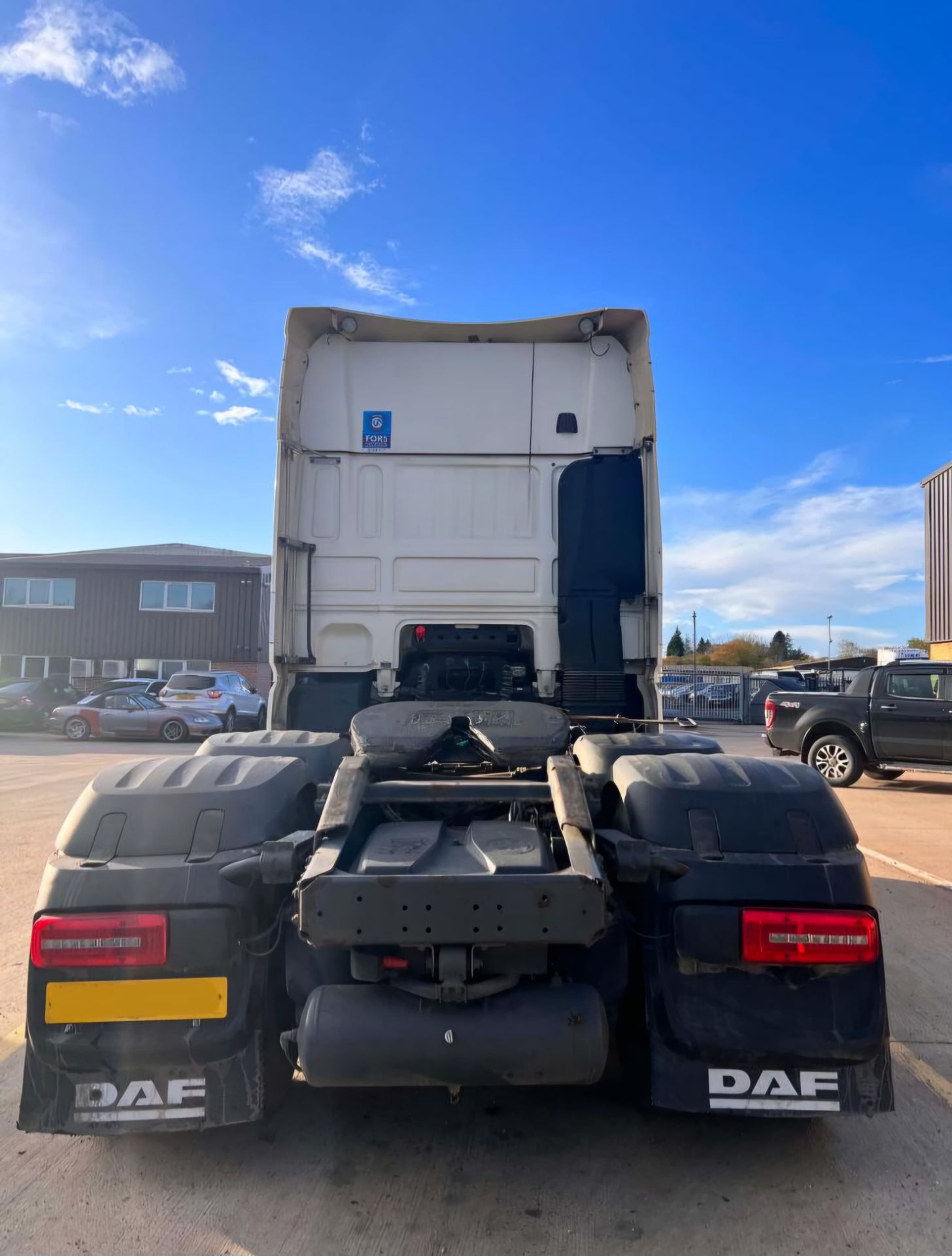 16,17 & 18 Plate DAF 480 & 530 BHP TRACTOR UNITS - Image 4 of 4