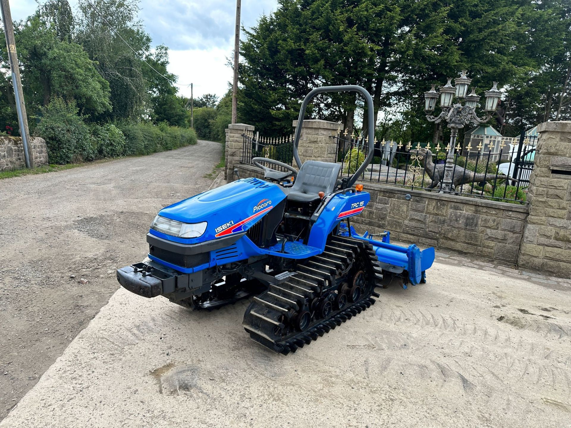 ISEKI PICCORO TPC15 CRAWLER TRACKED TRACTOR WITH ISEKI APR14 ROTAVATOR *PLUS VAT*