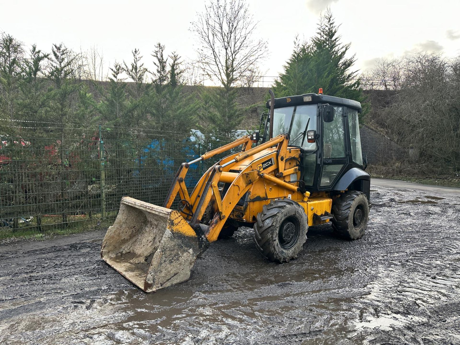 2006 JCB 2CX AIRMASTER LOADING SHOVEL WITH REAR AIR COMPRESSOR *PLUS VAT* - Image 2 of 13