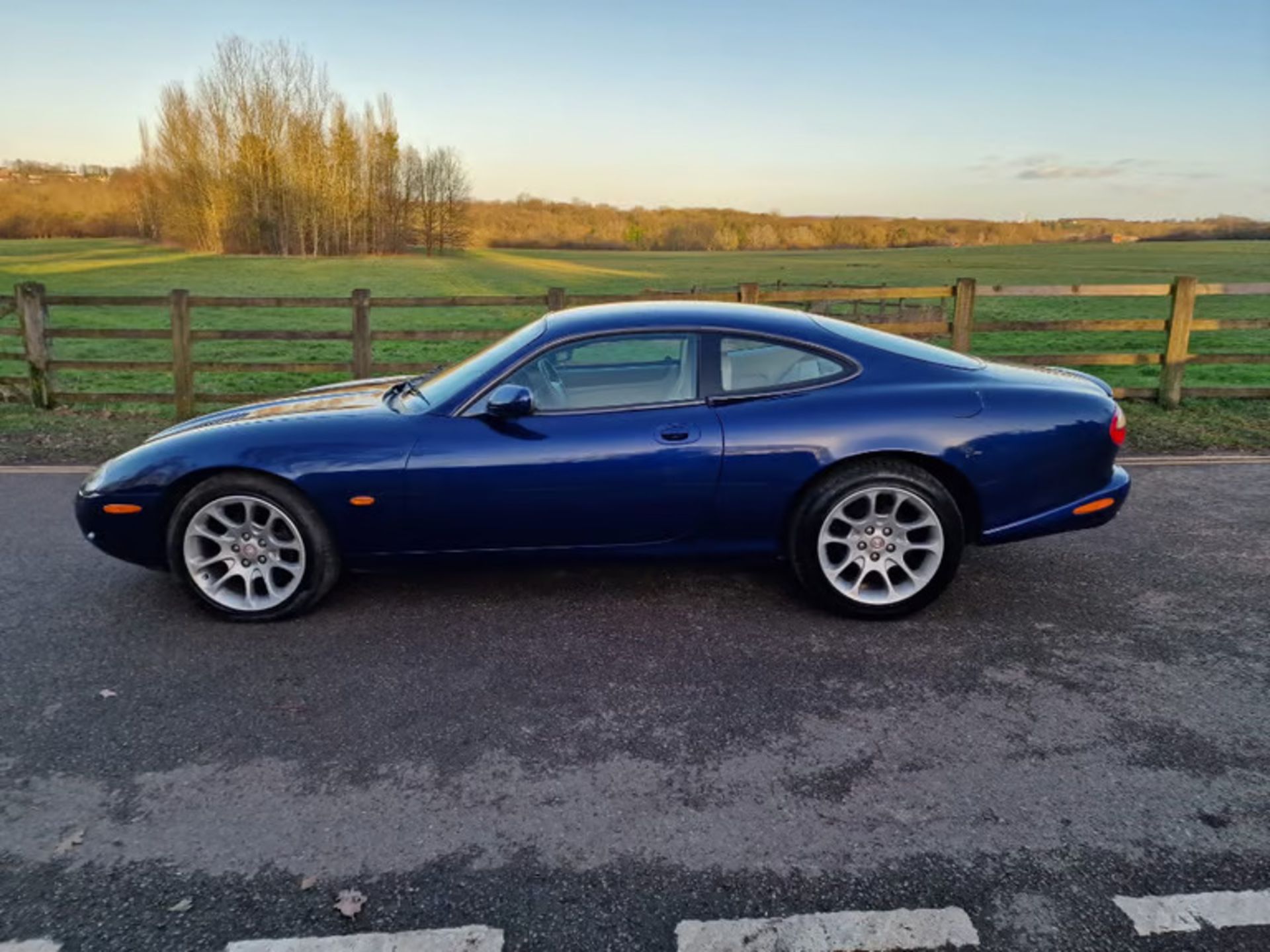 1998 JAGUAR XKR AUTO BLUE CAR *NO VAT* - Image 4 of 8