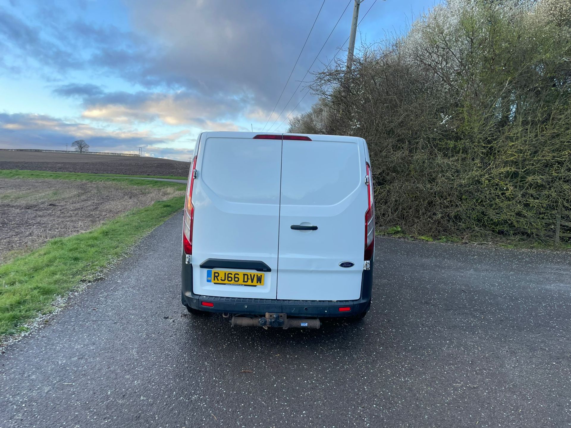 2016/66 REG FORD TRANSIT CUSTOM 290 TREND E-TEC 2.2 DIESEL PANEL VAN, SHOWING 1 FORMER KEEPER - Image 6 of 15