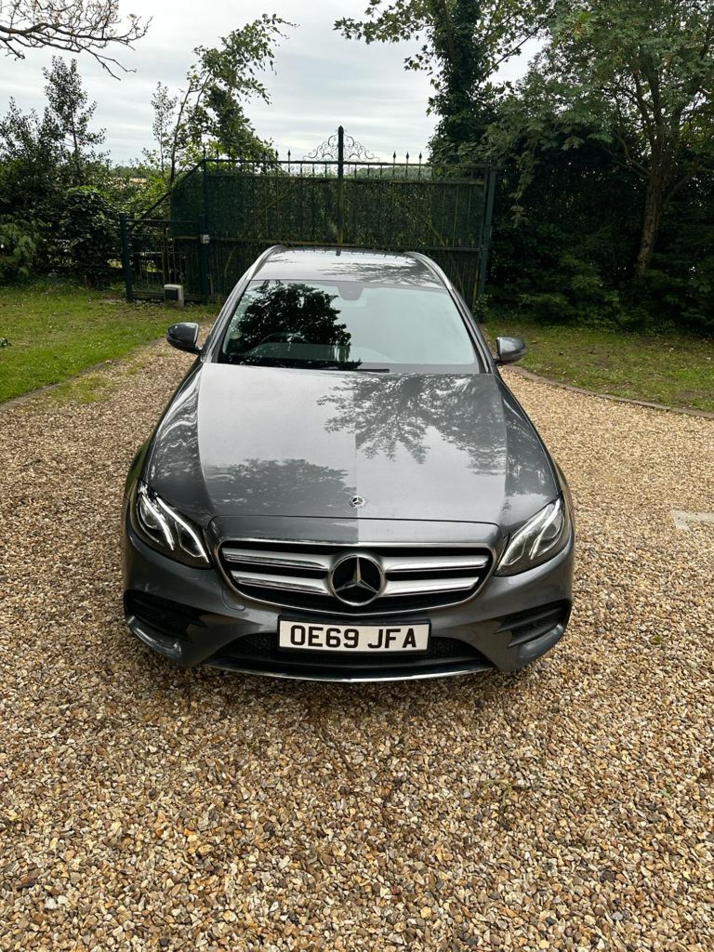 2019 MERCEDES-BENZ E 300 SE DE AUTO GREY ESTATE - DIESEL HYBRID *NO VAT* - Image 2 of 17