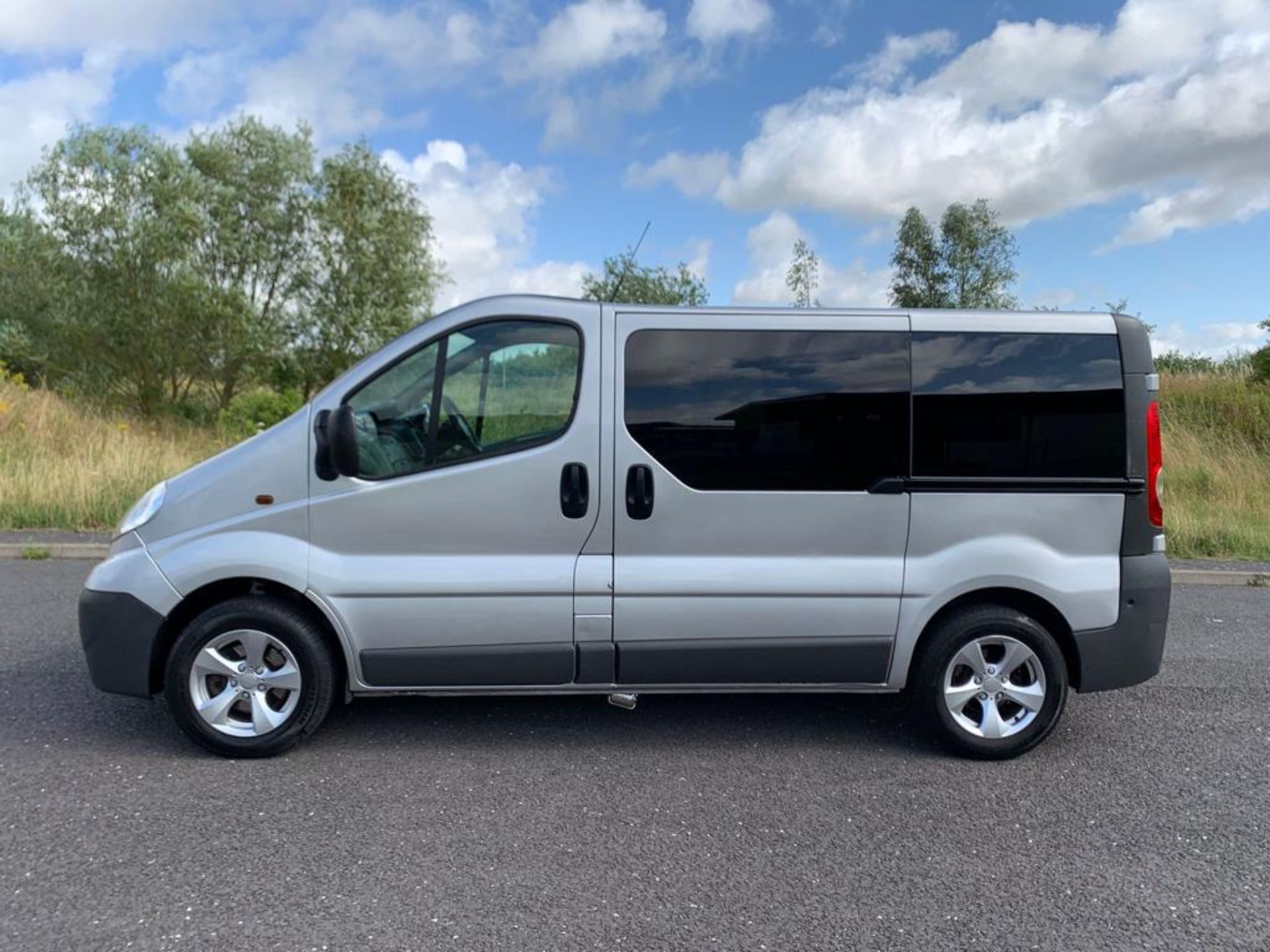 2013/63 REG VAUXHALL VIVARO 2700 CDTI ECOFLEX 89 SWB CAMPERVAN / MOTORHOME, SHOWING 1 FORMER KEEPER - Image 8 of 34