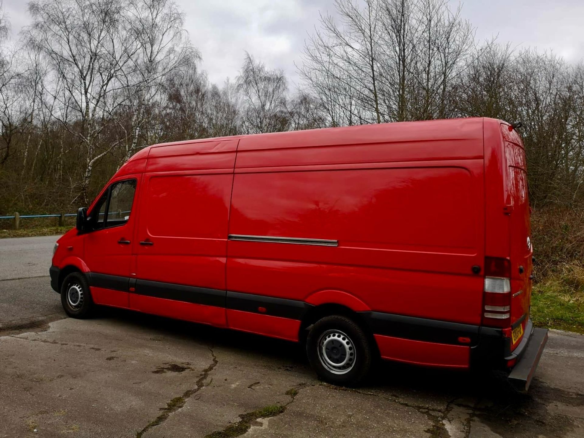 2013 MERCEDES-BENZ SPRINTER 313 CDI RED PANEL VAN *NO VAT* - Image 2 of 12