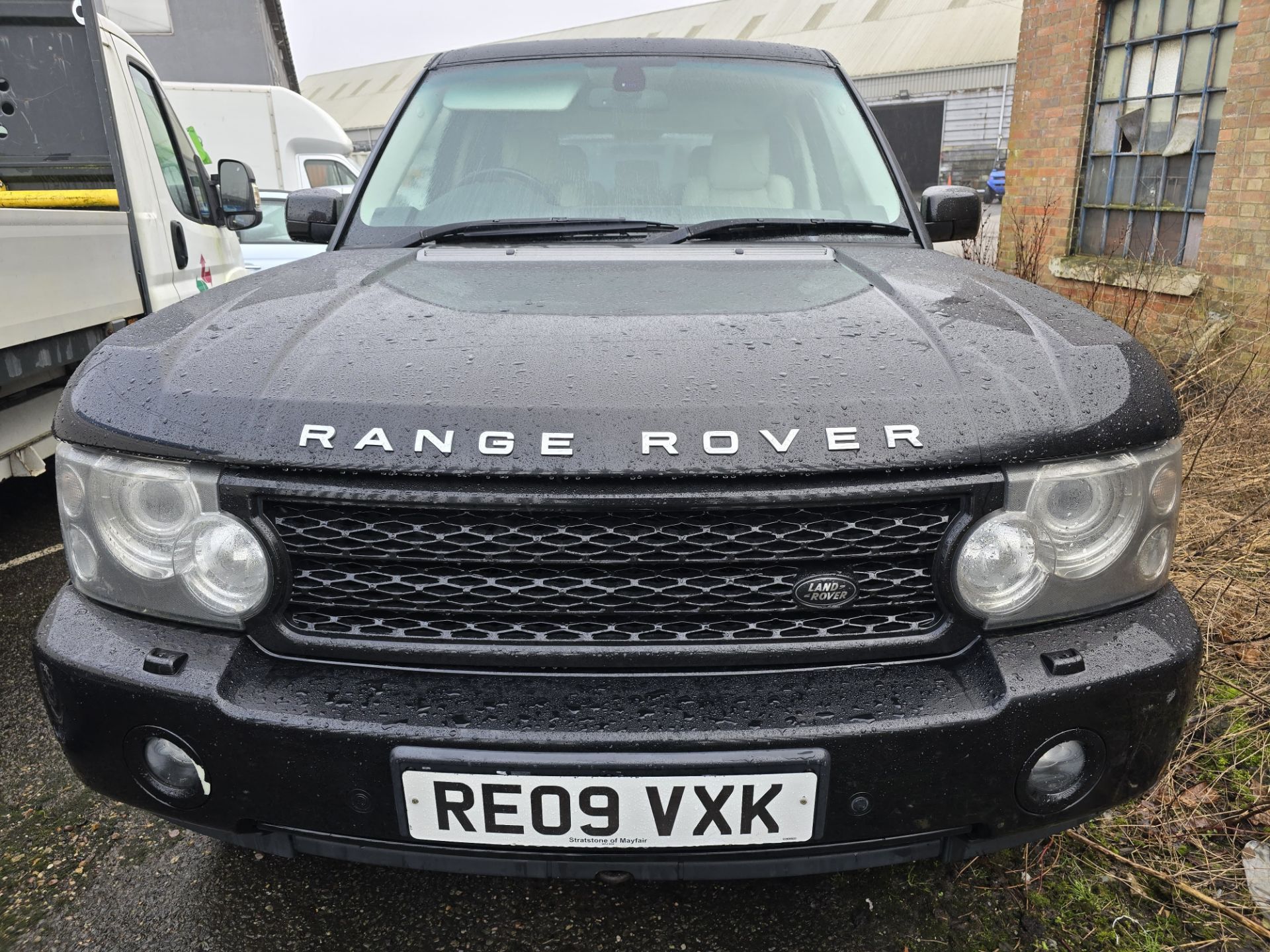 2009/09 REG LAND ROVER RANGE VOGUE SE AUTOMATIC 3.6 TURBOCHARGED DIESEL V8 *NO VAT* - Bild 2 aus 19