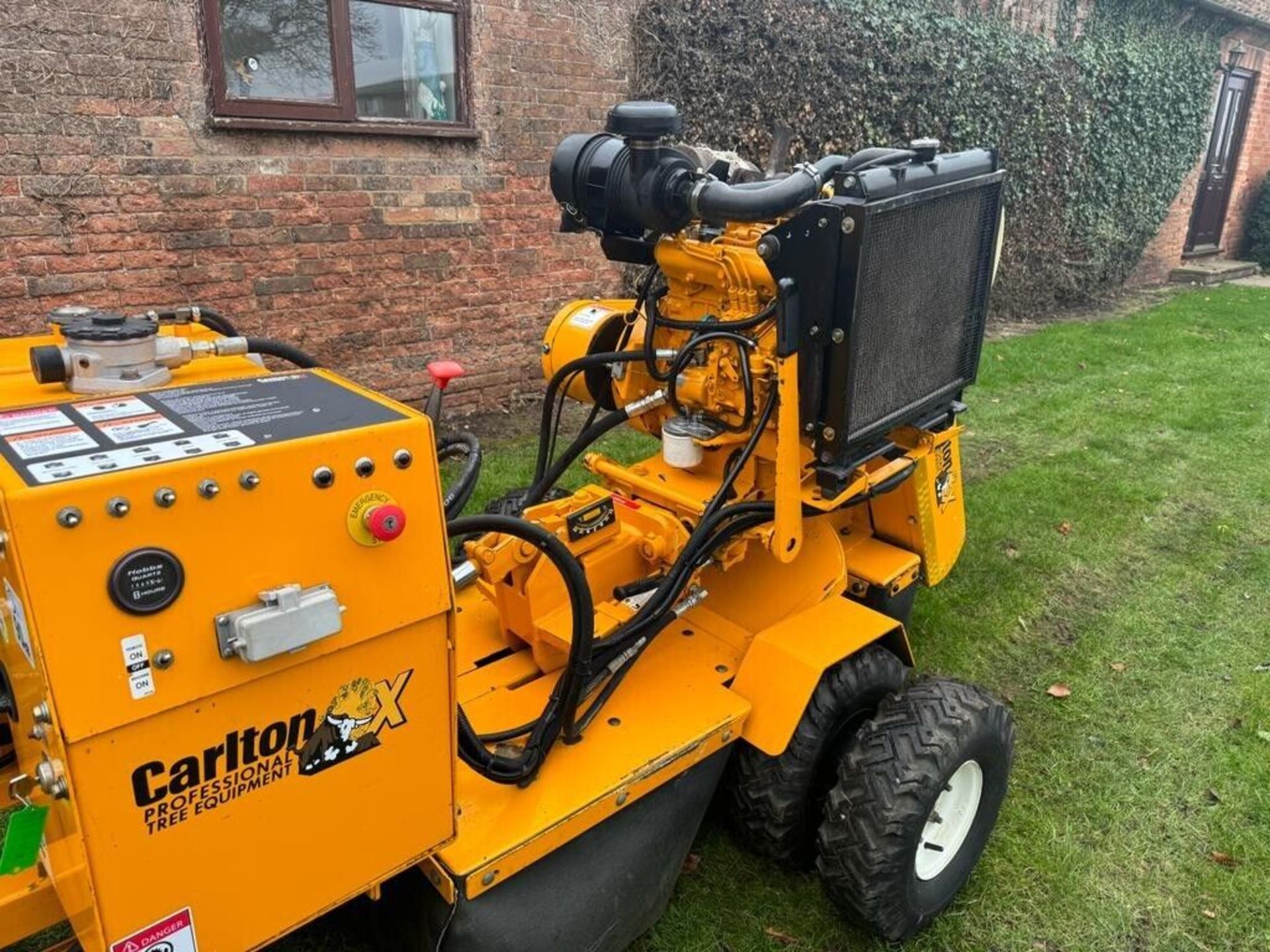 STUMP GRINDER CARLTON SP4012, KUBOTA TURBO DIESEL ENGINE, 4 WHEEL DRIVE *PLUS VAT* - Image 7 of 13